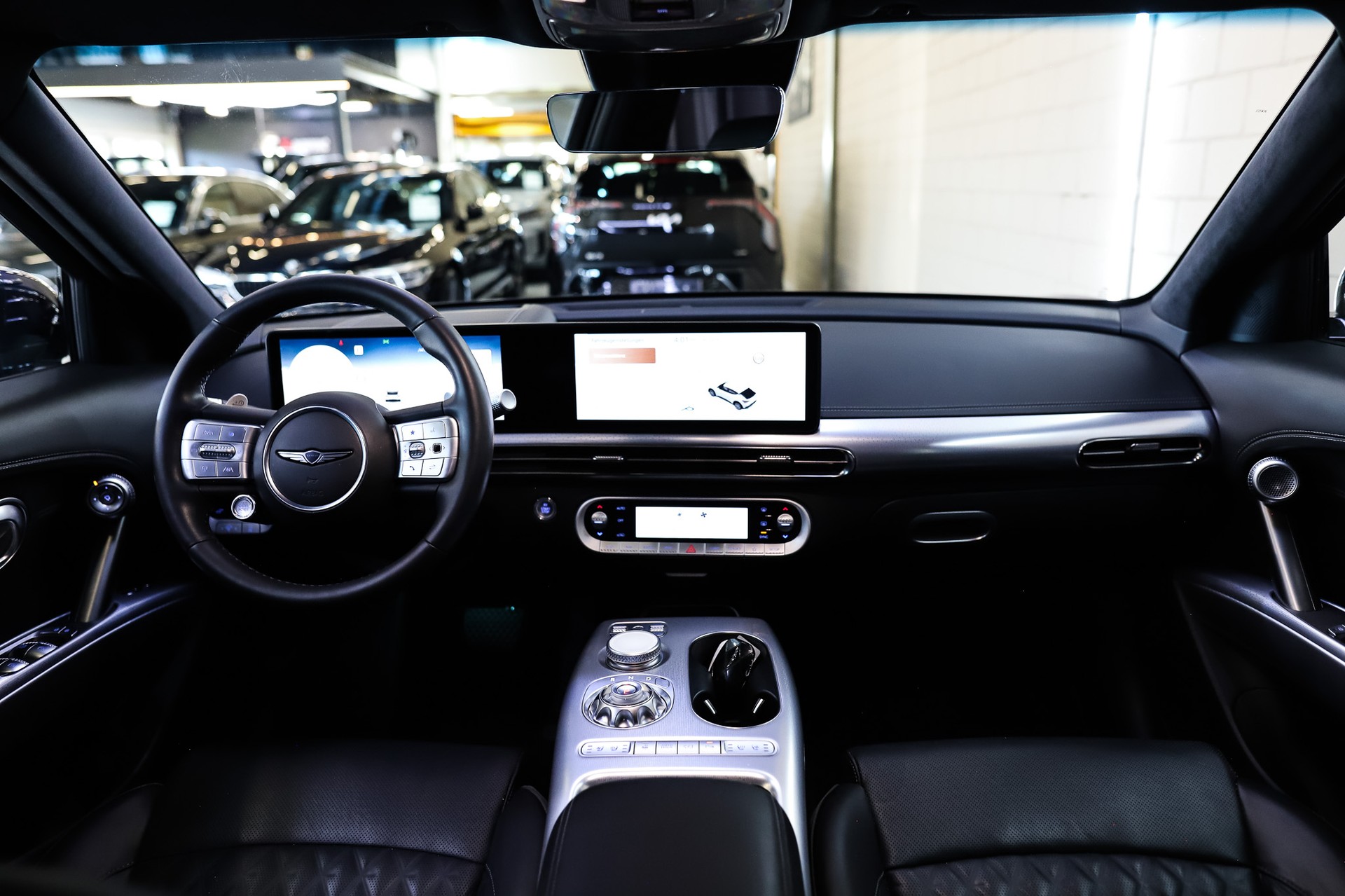 GENESIS GV60 77.4 kWh Premium *Capri Blue*-image-17