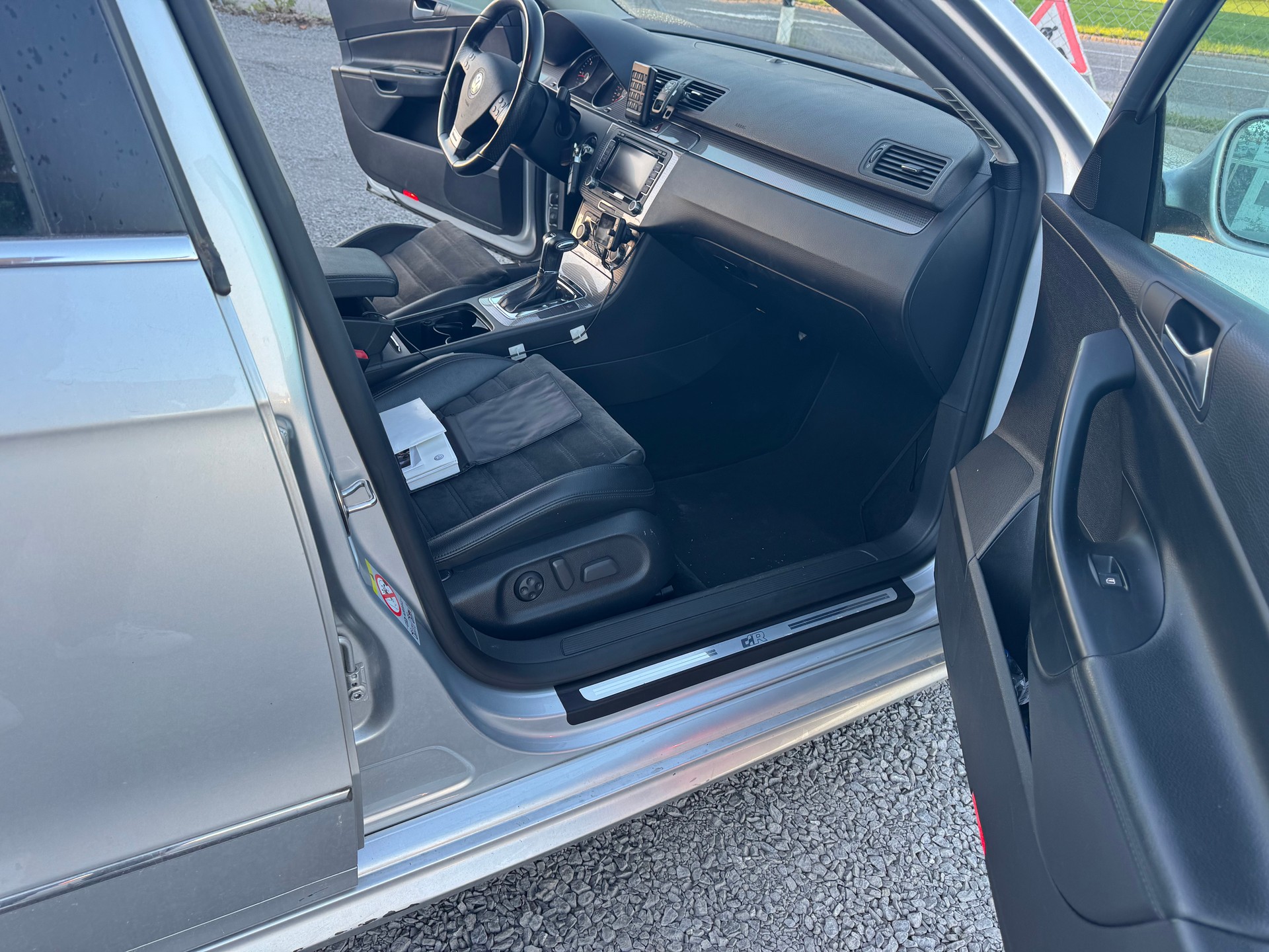 VW Passat Variant 2.0 TDI Highline 4Motion DSG-image-0