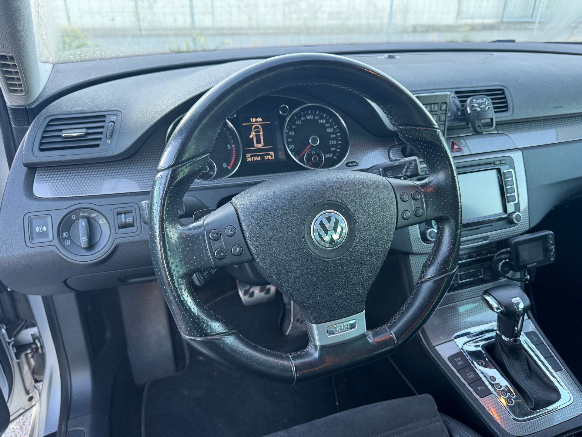 VW Passat Variant 2.0 TDI Highline 4Motion DSG-image-1