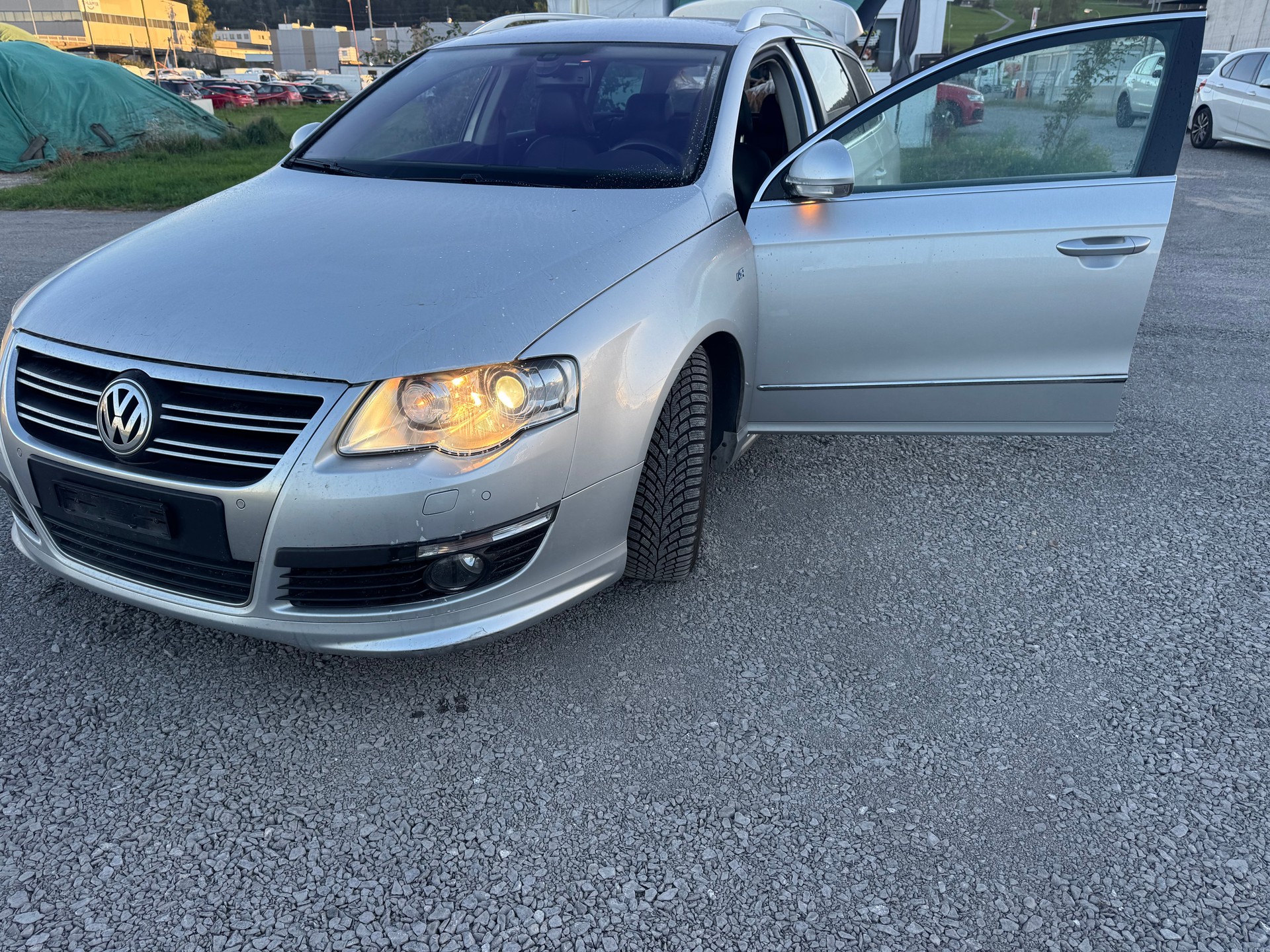VW Passat Variant 2.0 TDI Highline 4Motion DSG-image-3
