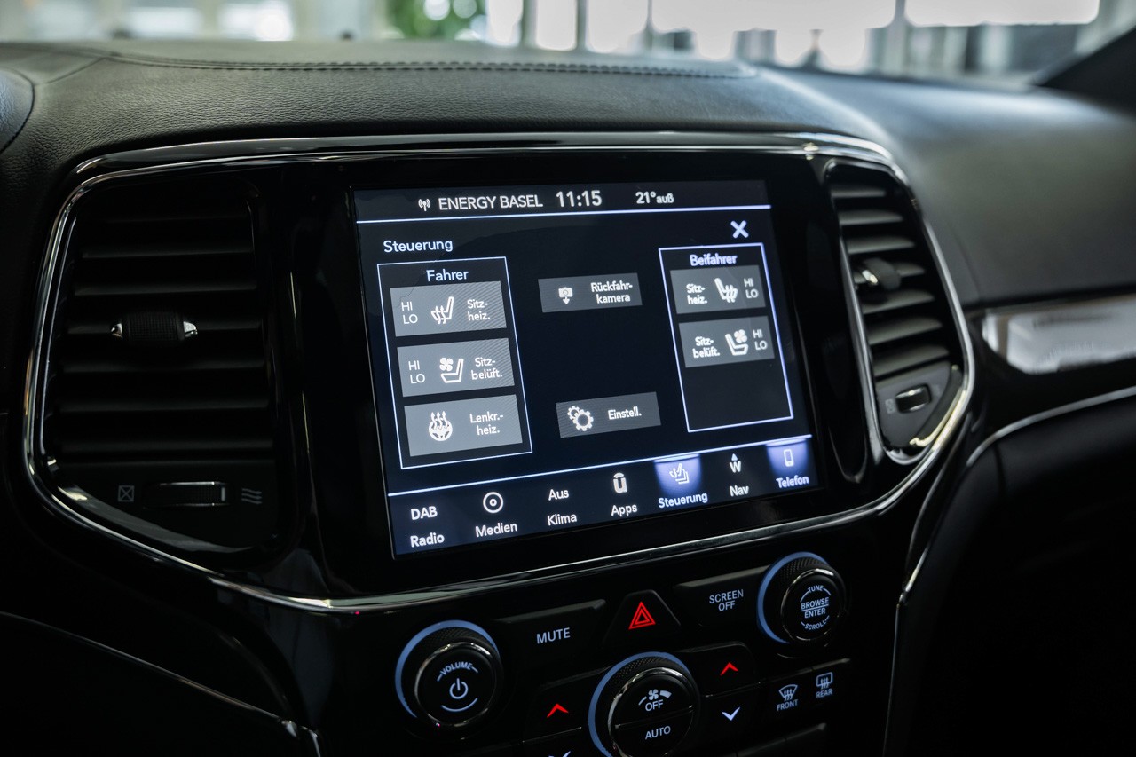 JEEP Grand Cherokee 6.4 V8 HEMI SRT8 Automatic-image-21