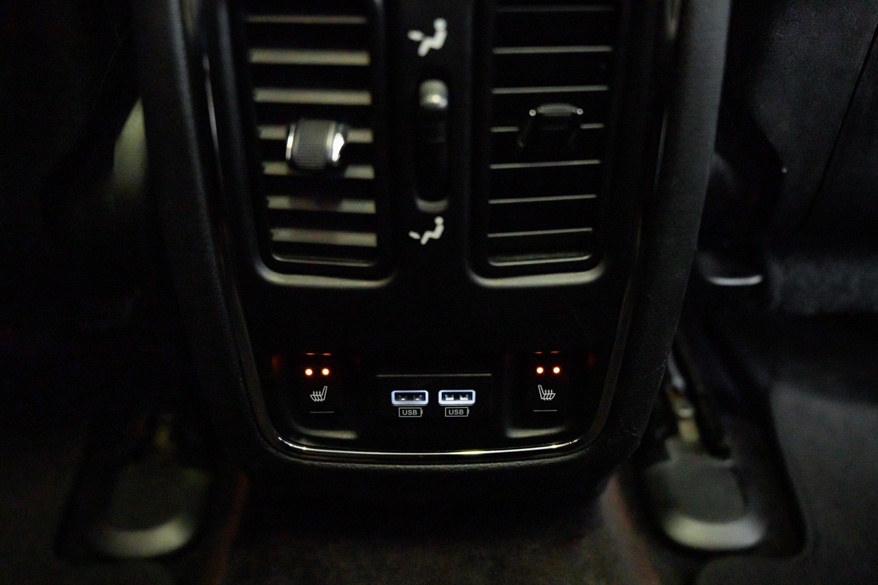 JEEP Grand Cherokee 6.4 V8 HEMI SRT8 Automatic-image-30