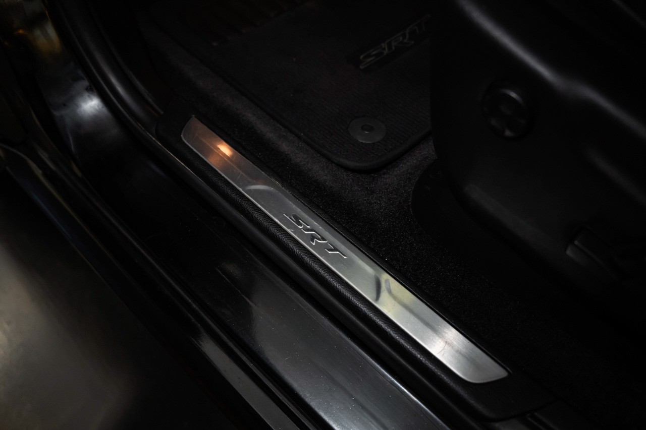 JEEP Grand Cherokee 6.4 V8 HEMI SRT8 Automatic-image-38