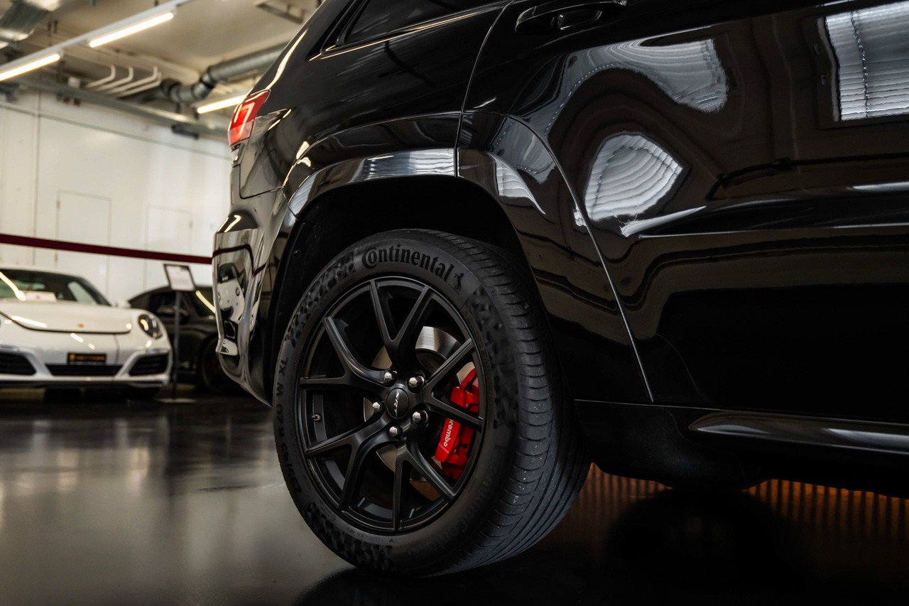JEEP Grand Cherokee 6.4 V8 HEMI SRT8 Automatic-image-9