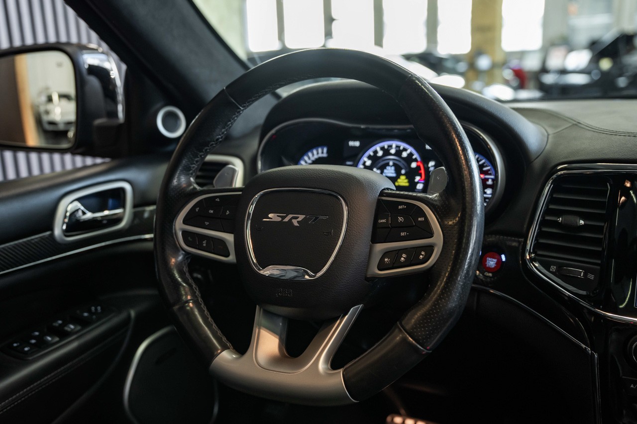 JEEP Grand Cherokee 6.4 V8 HEMI SRT8 Automatic-image-34