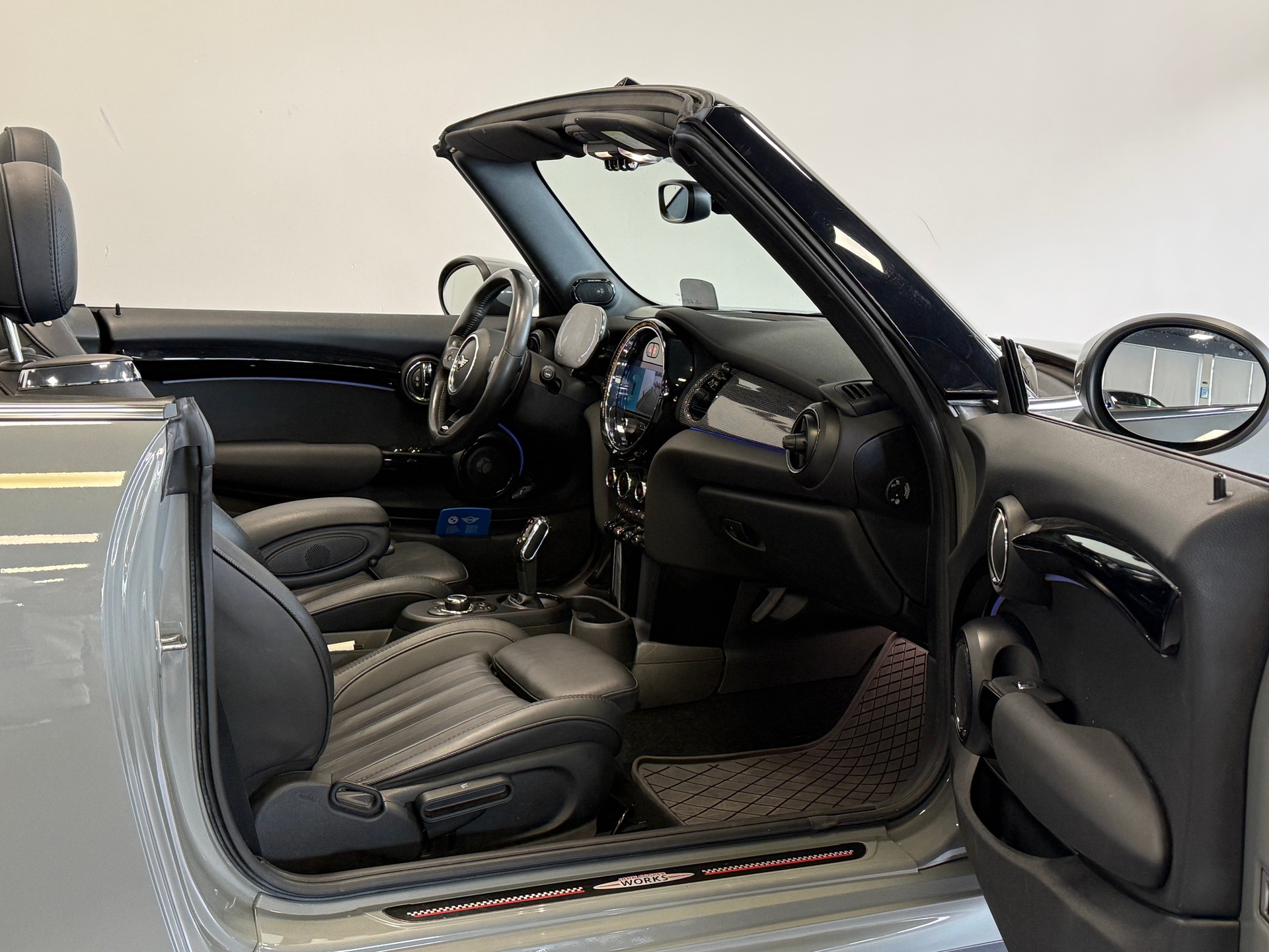 MINI Cooper S Cabriolet DKG *John Cooper Works Paket*-image-7