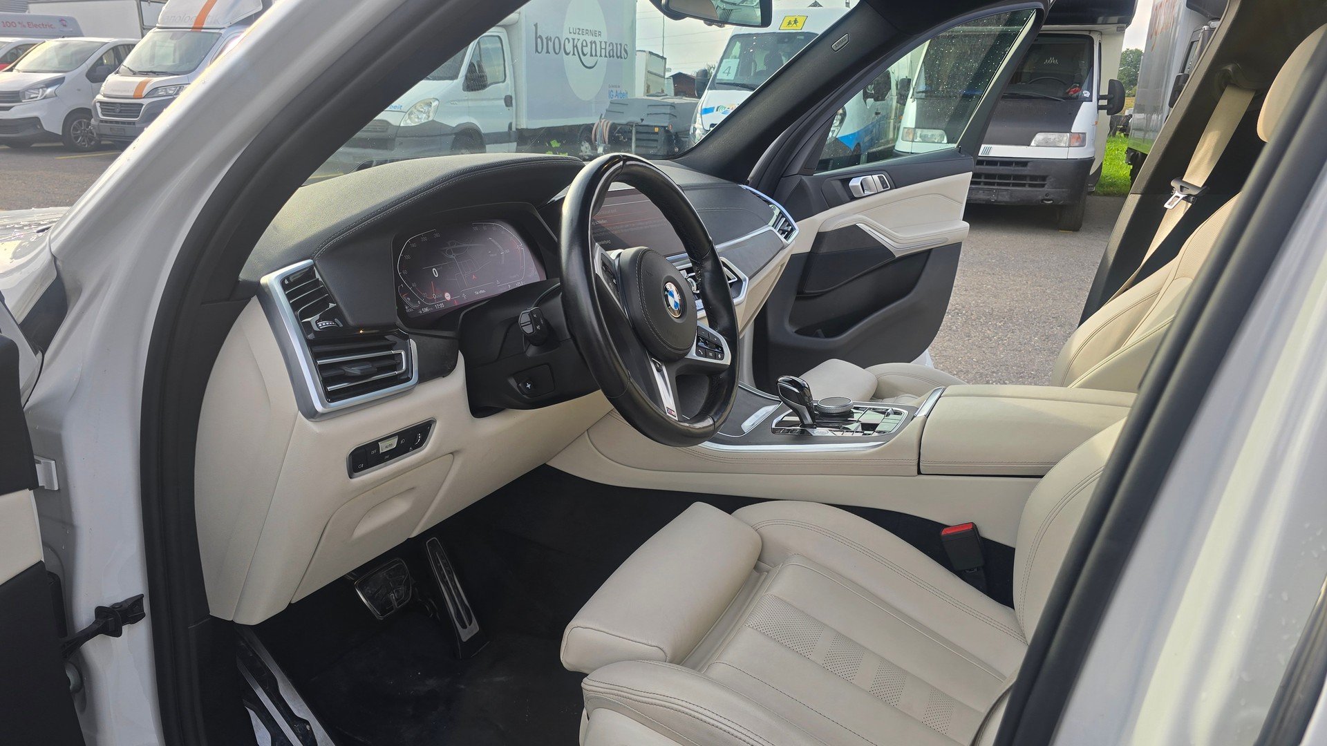 BMW X5 xDrive 48V 30d M Sport Steptronic-image-16