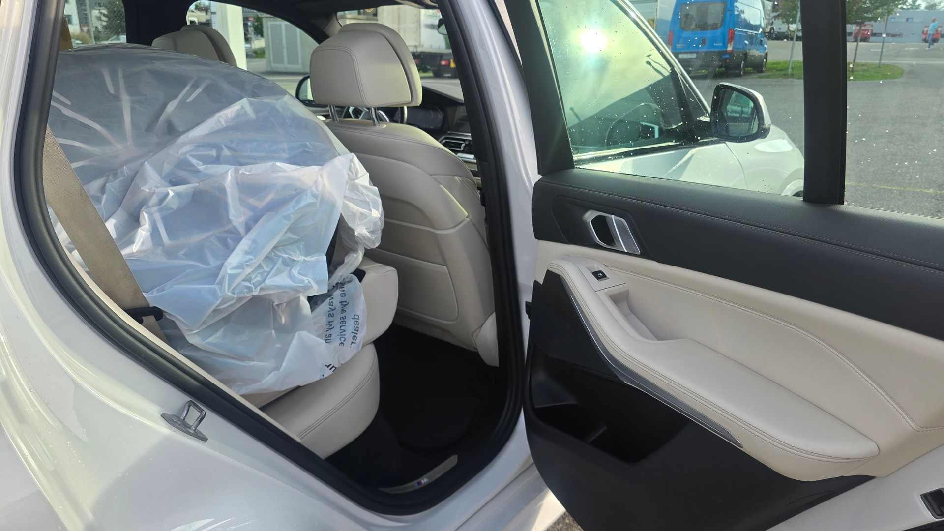 BMW X5 xDrive 48V 30d M Sport Steptronic-image-13