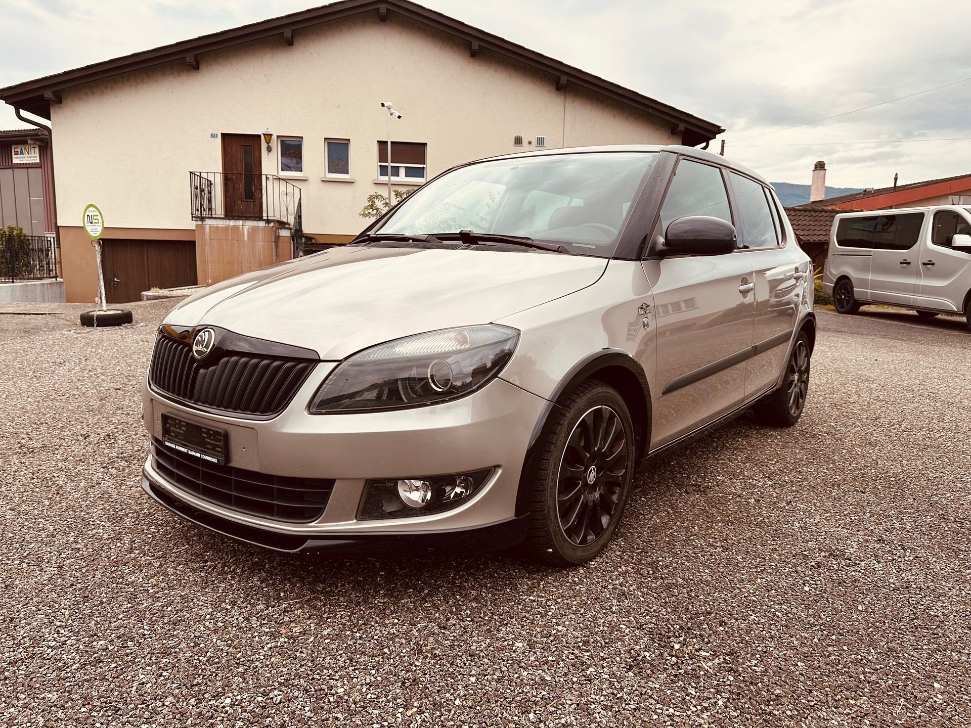 SKODA Fabia 1.2 TSI Monte Carlo DSG-image-0