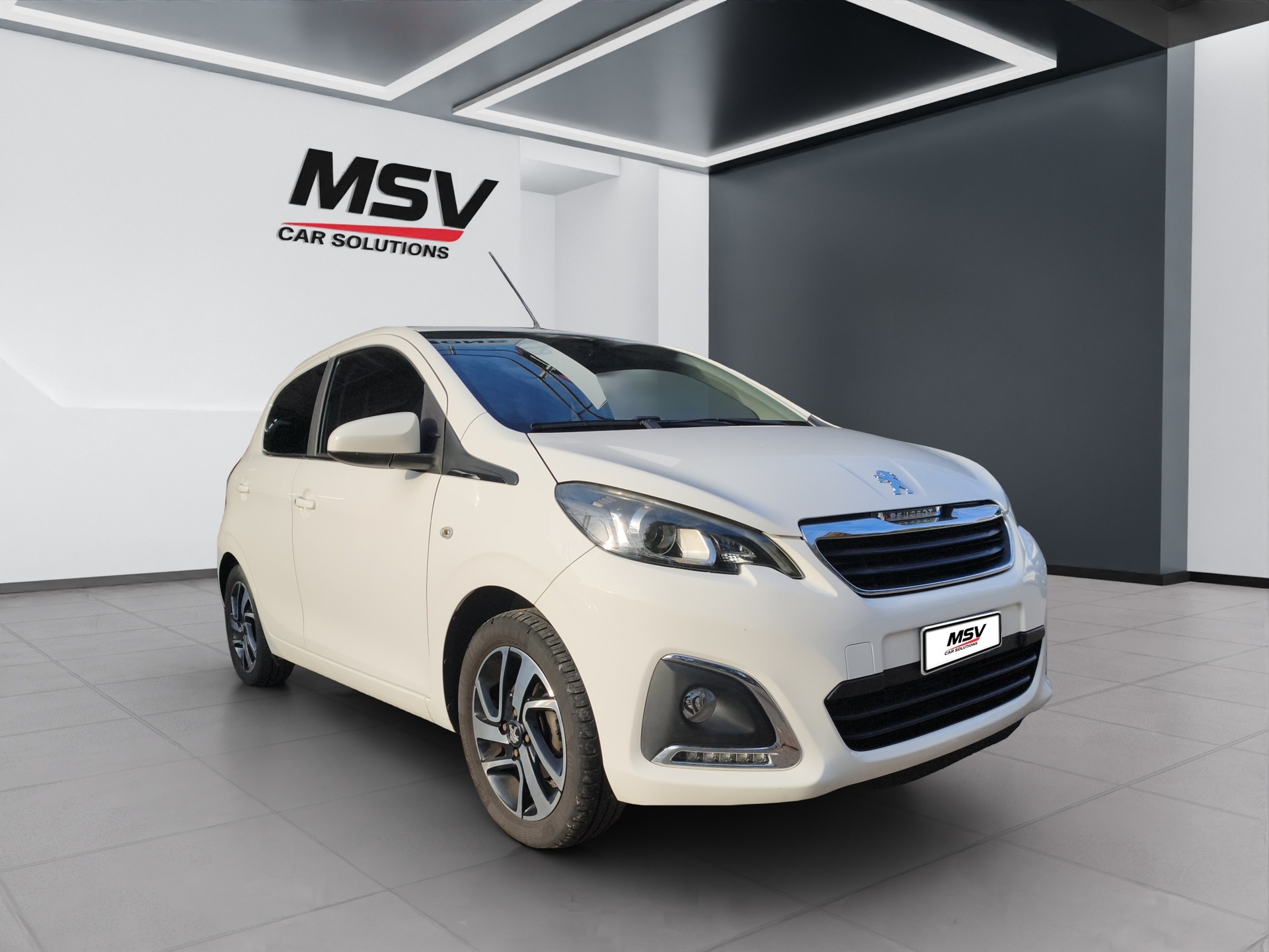 PEUGEOT 108 1.2 VTi Allure-image-6