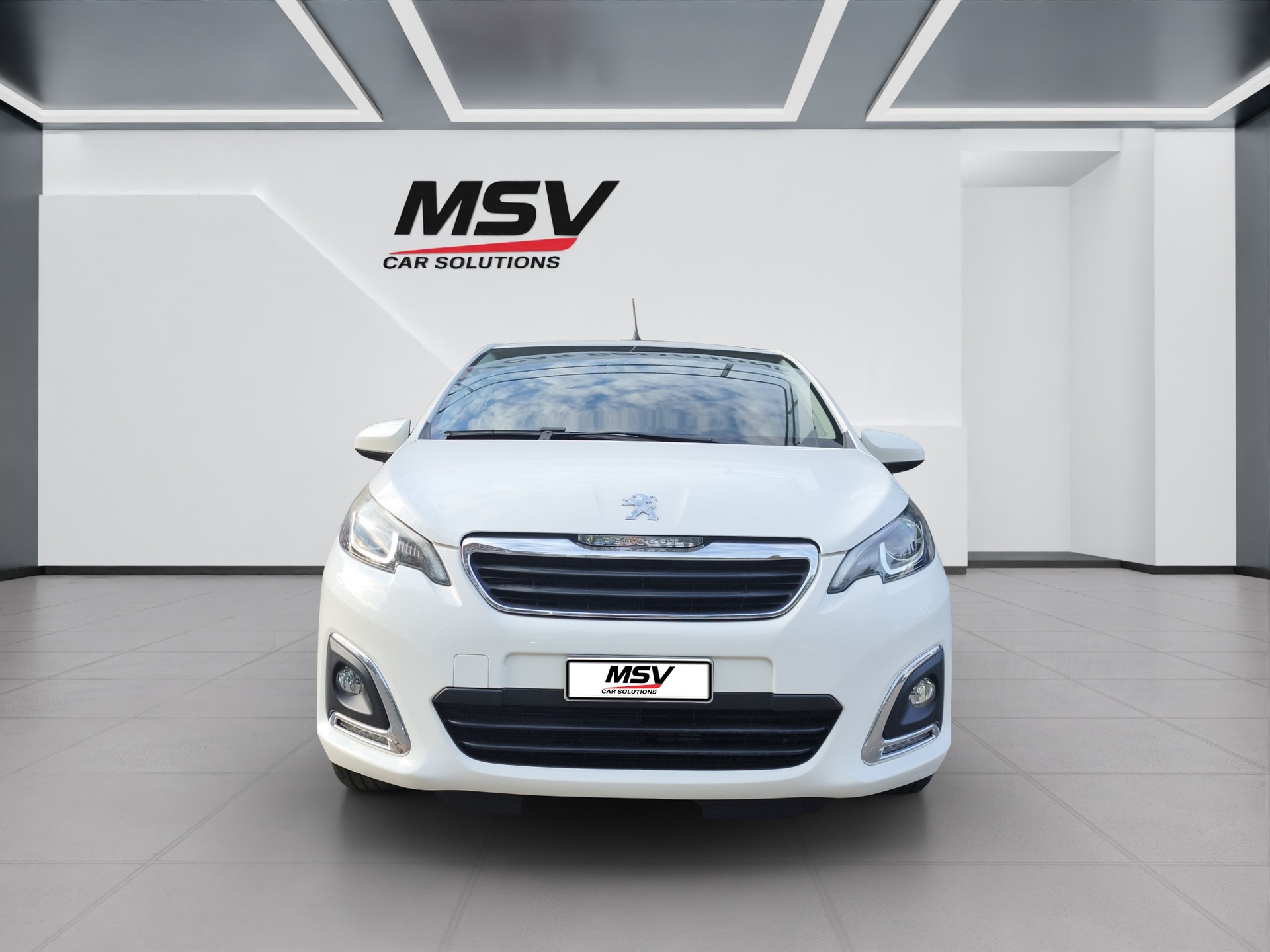 PEUGEOT 108 1.2 VTi Allure-image-7
