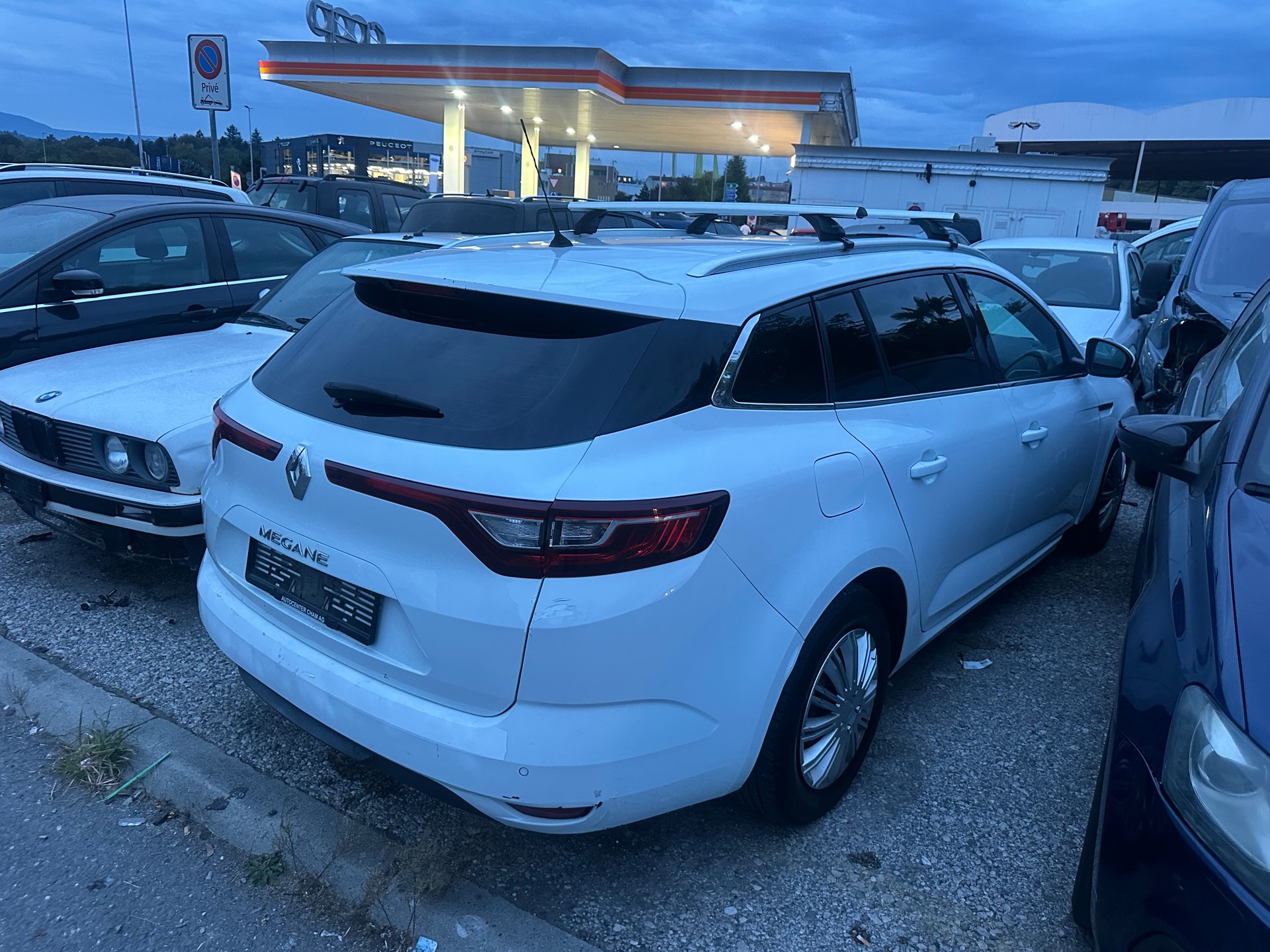 RENAULT Mégane Grandtour 1.5 dCi Business EDC-image-10
