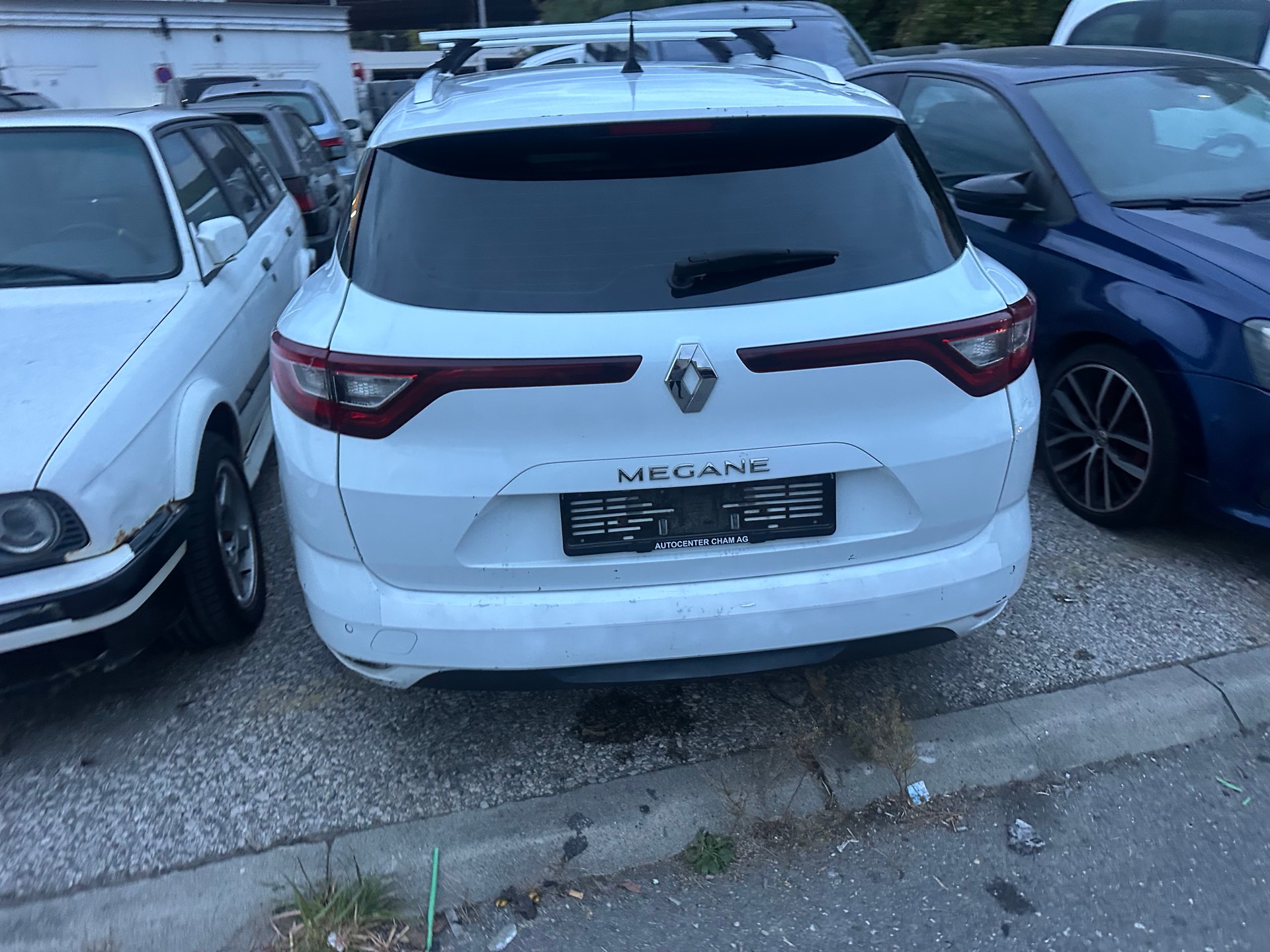 RENAULT Mégane Grandtour 1.5 dCi Business EDC-image-5
