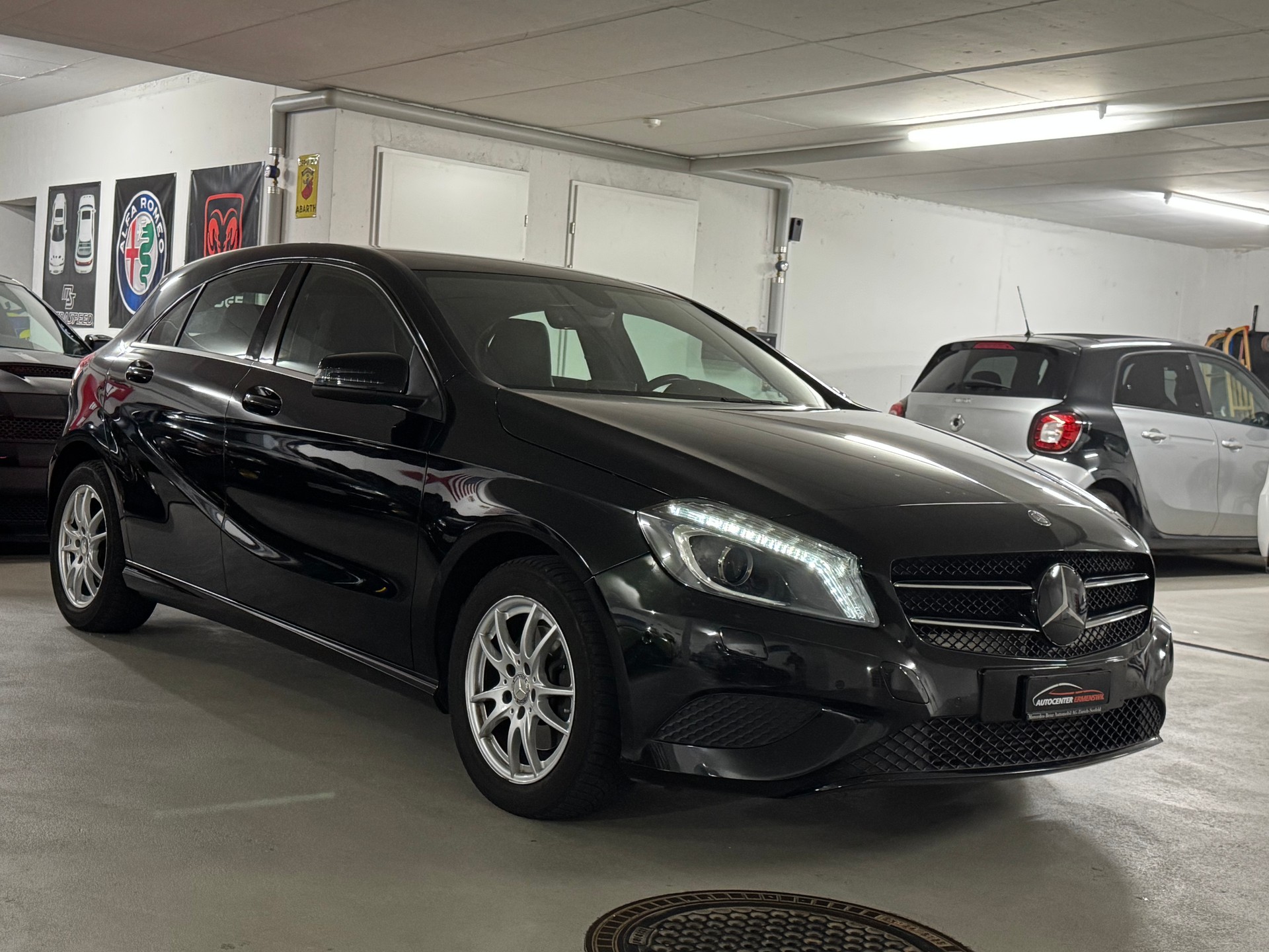 MERCEDES-BENZ A 200 Style 7G-DCT-image-2