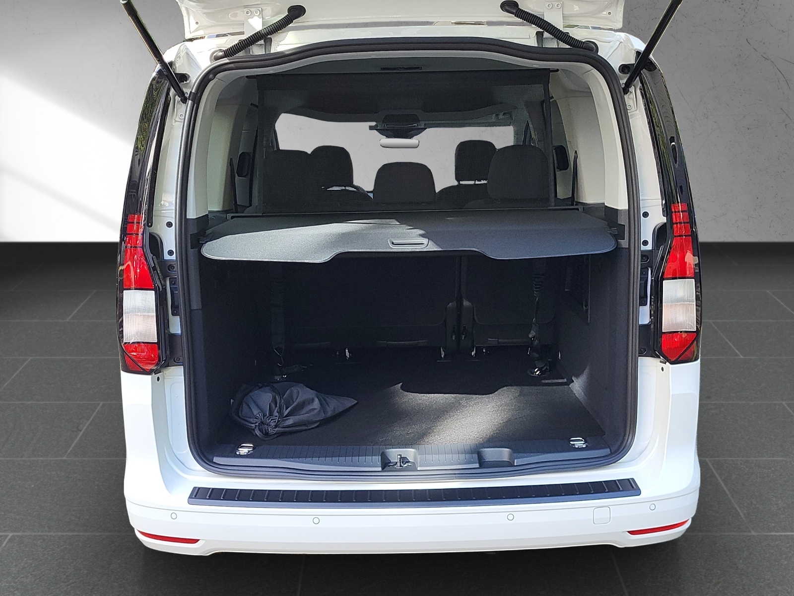 VW Caddy Trend Liberty PHEV-image-16