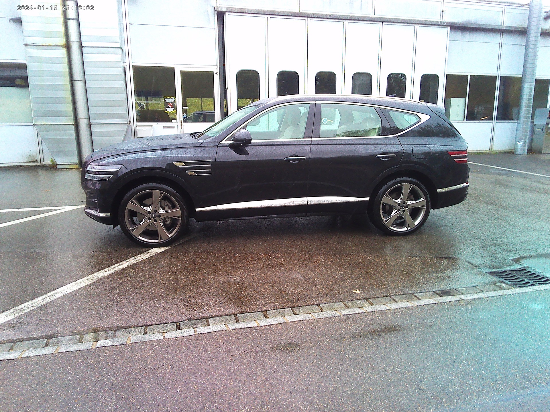 GENESIS GV80 2.5 TGDI Premium 7 Seater AT8 AWD-image-0