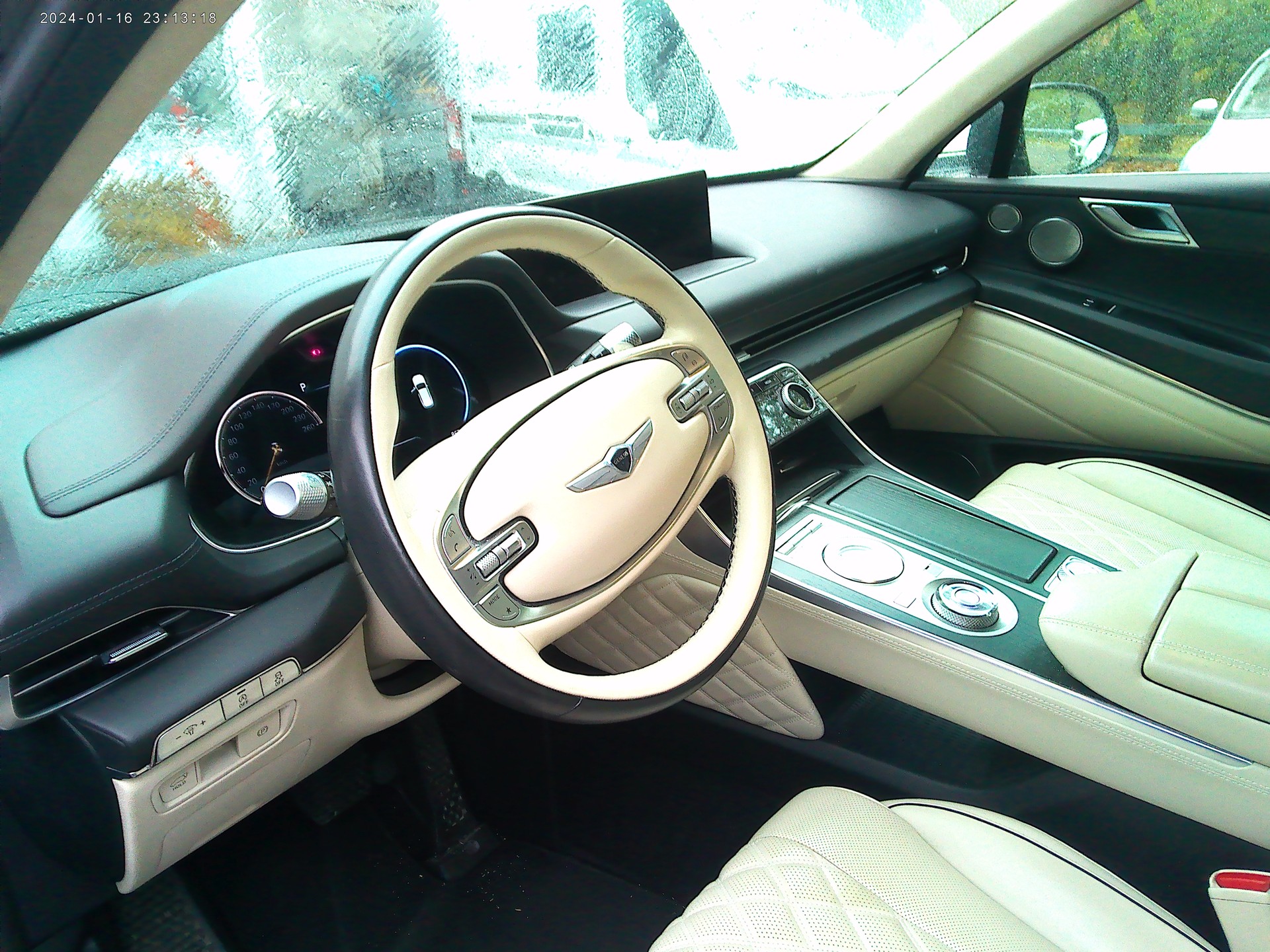 GENESIS GV80 2.5 TGDI Premium 7 Seater AT8 AWD-image-3