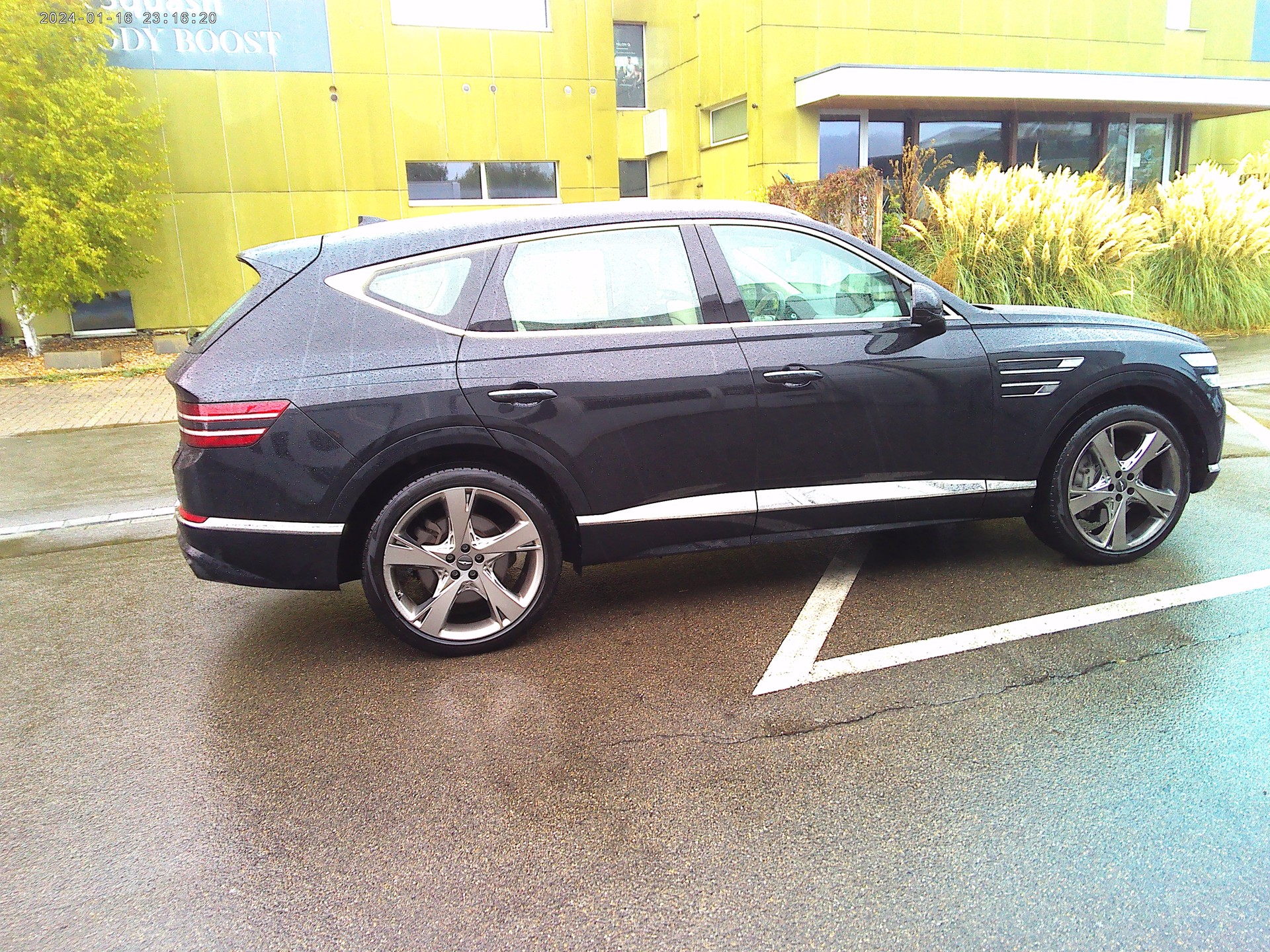 GENESIS GV80 2.5 TGDI Premium 7 Seater AT8 AWD-image-1