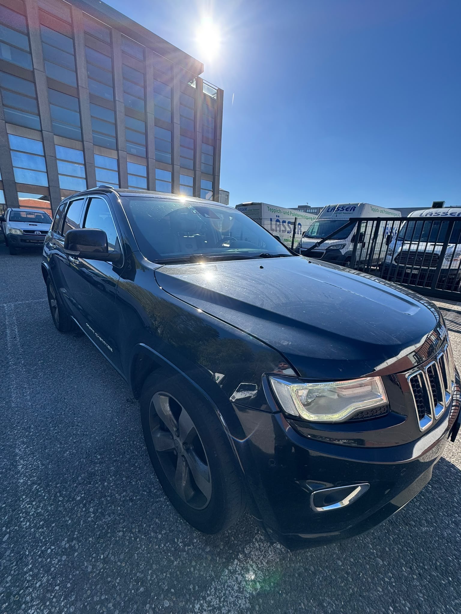 JEEP Grand Cherokee 3.0 CRD Overland Automatic-image-2