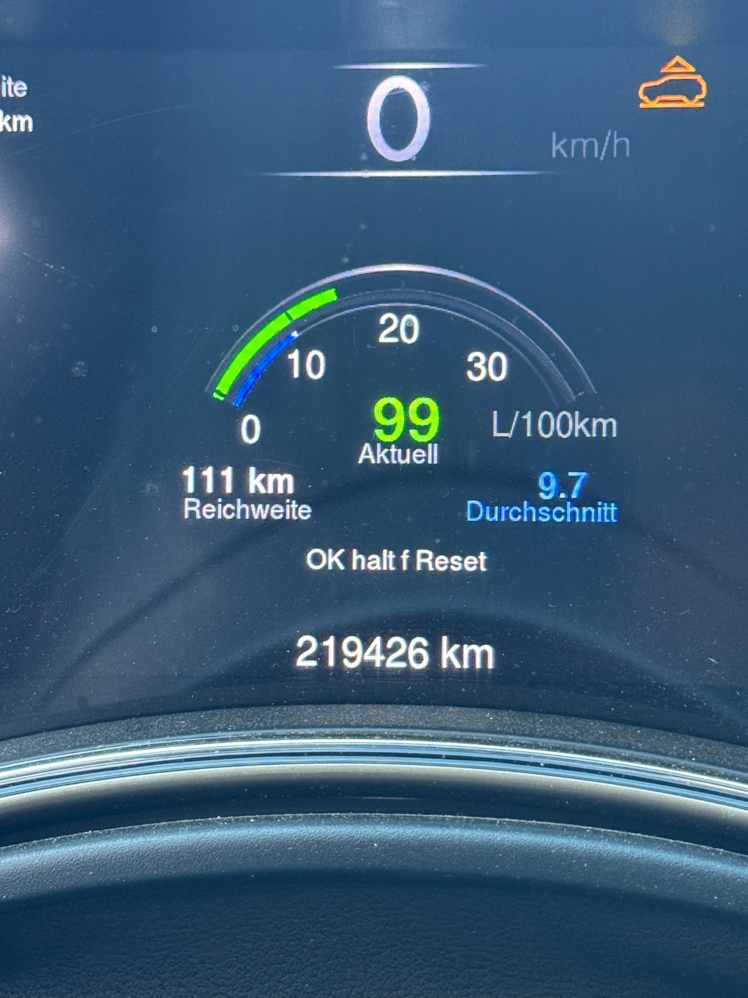 JEEP Grand Cherokee 3.0 CRD Overland Automatic-image-12