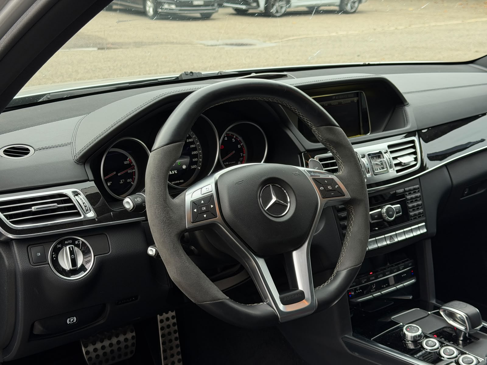 MERCEDES-BENZ E 63 AMG S 4Matic Speedshift-image-8