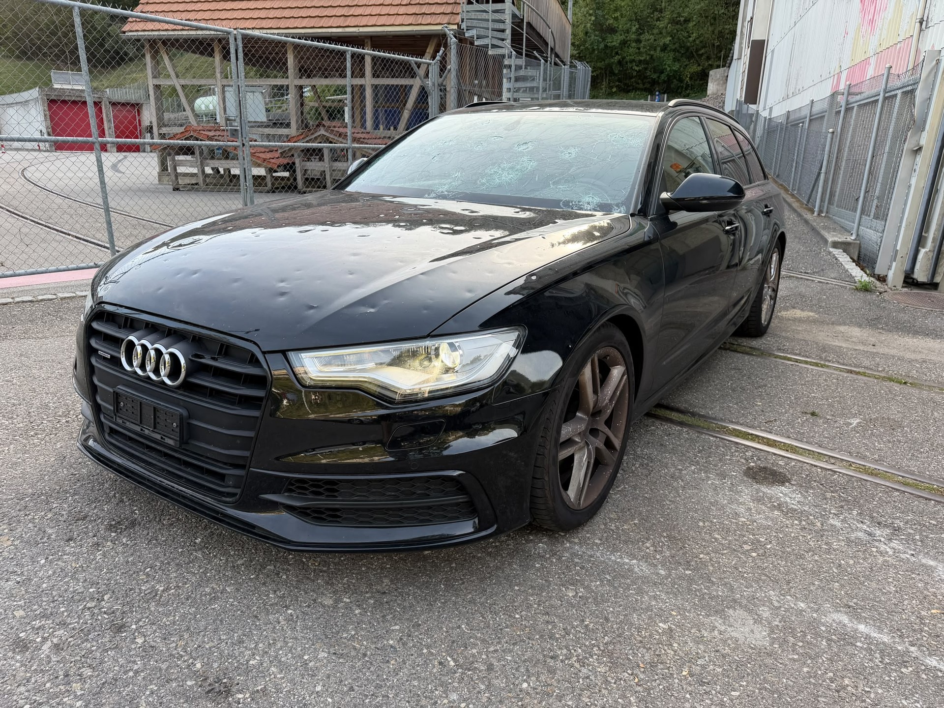 AUDI A6 Avant 3.0 TFSI V6 quattro S-tronic-image-1