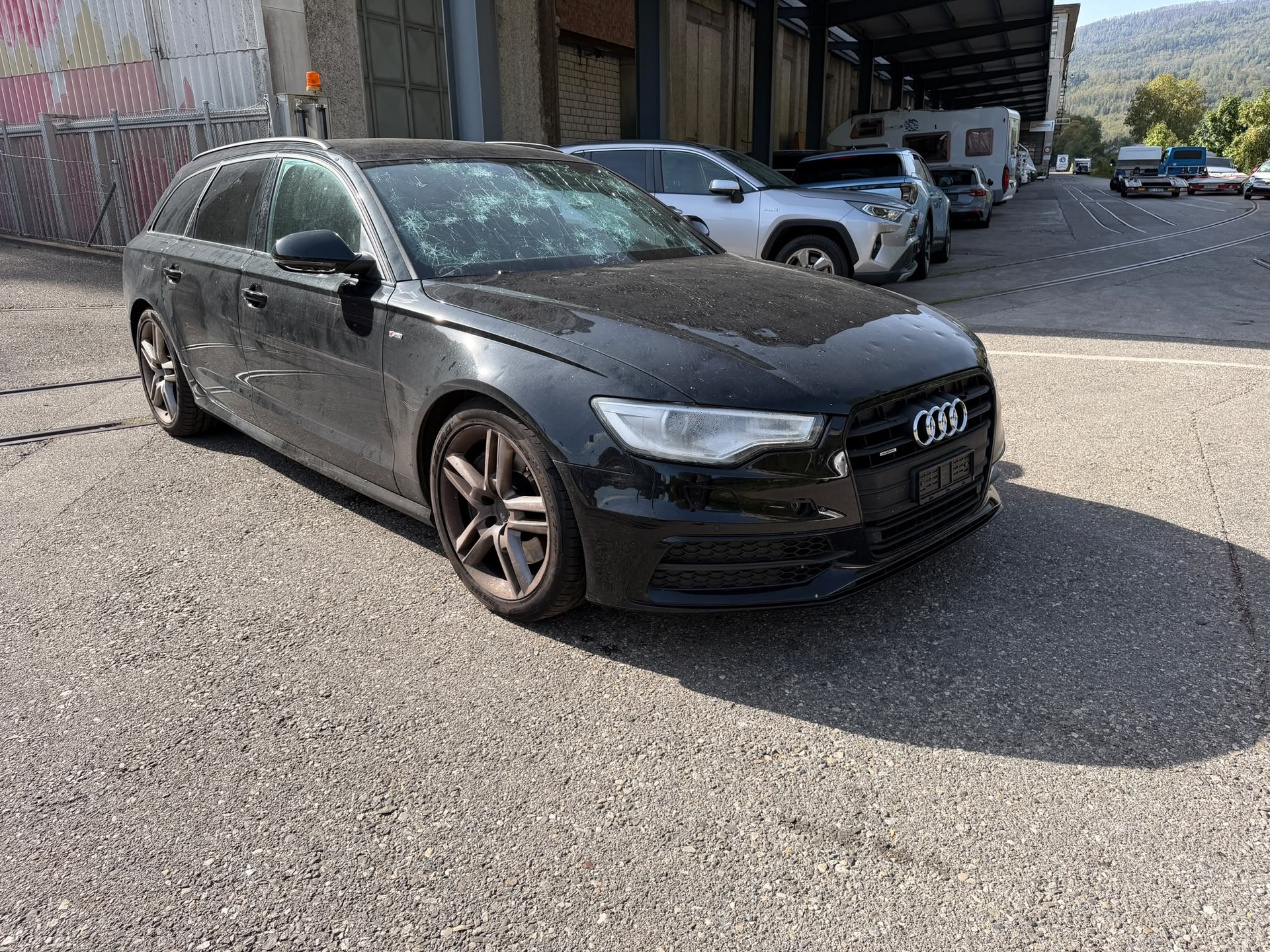 AUDI A6 Avant 3.0 TFSI V6 quattro S-tronic-image-11