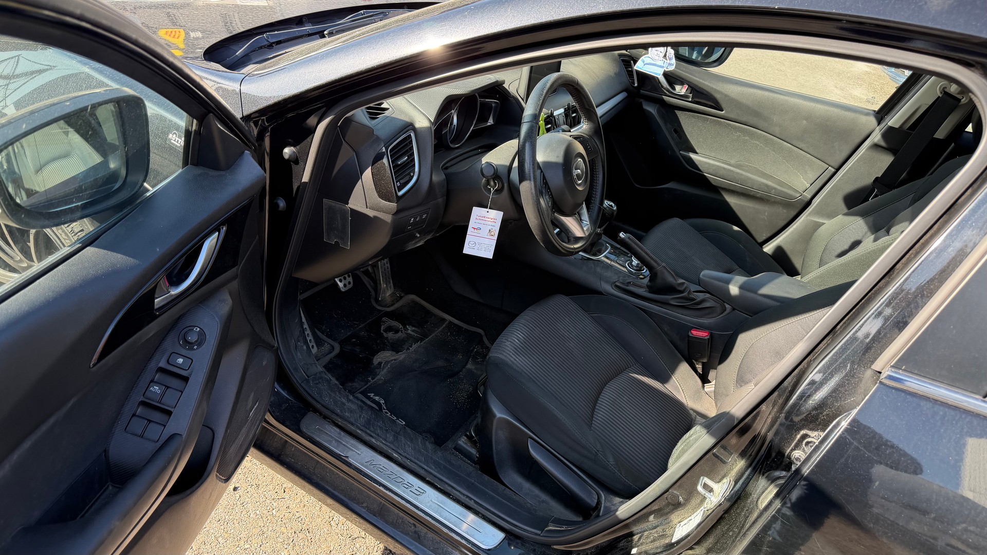 MAZDA 3 2.2 16V CD Revolution-image-4