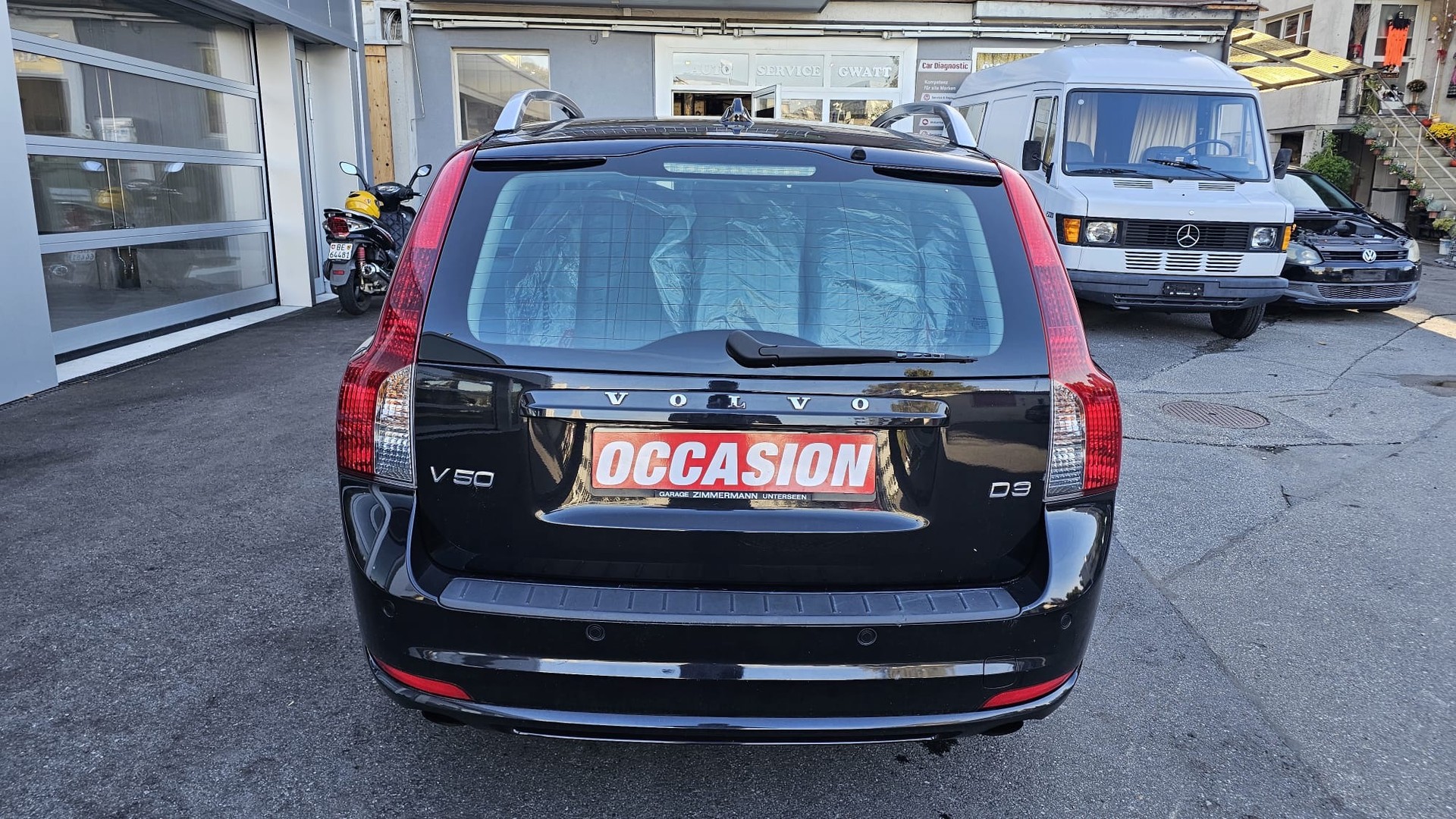 VOLVO V50 D3 R-Design-image-7