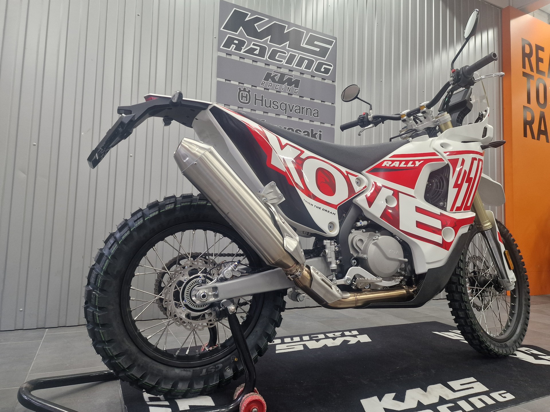 KOVE 450 Rally-showroom-element-2