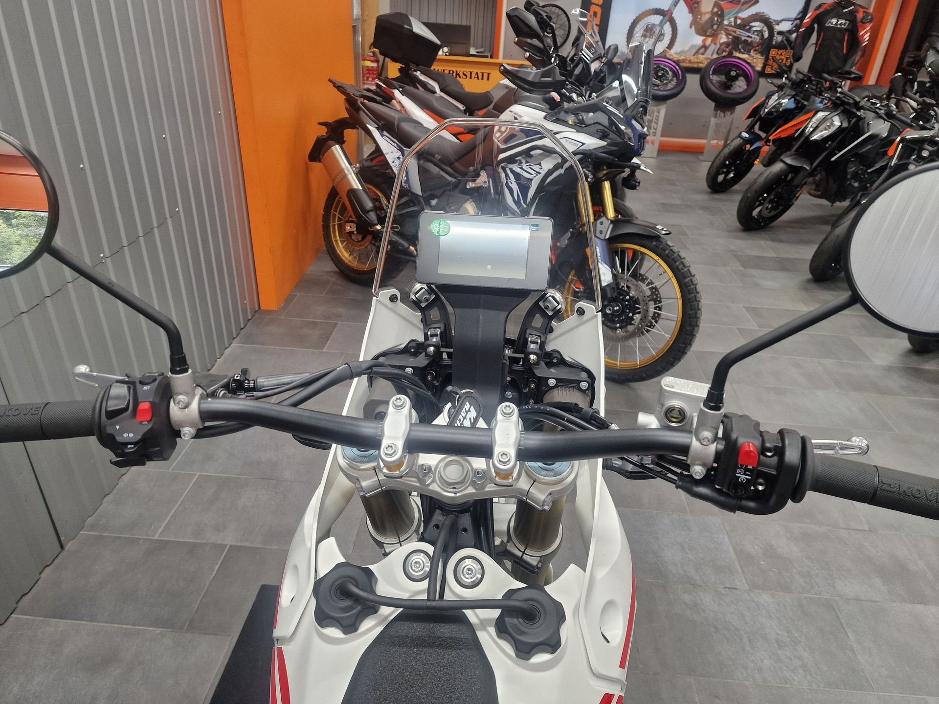 KOVE 450 Rally-showroom-element-3