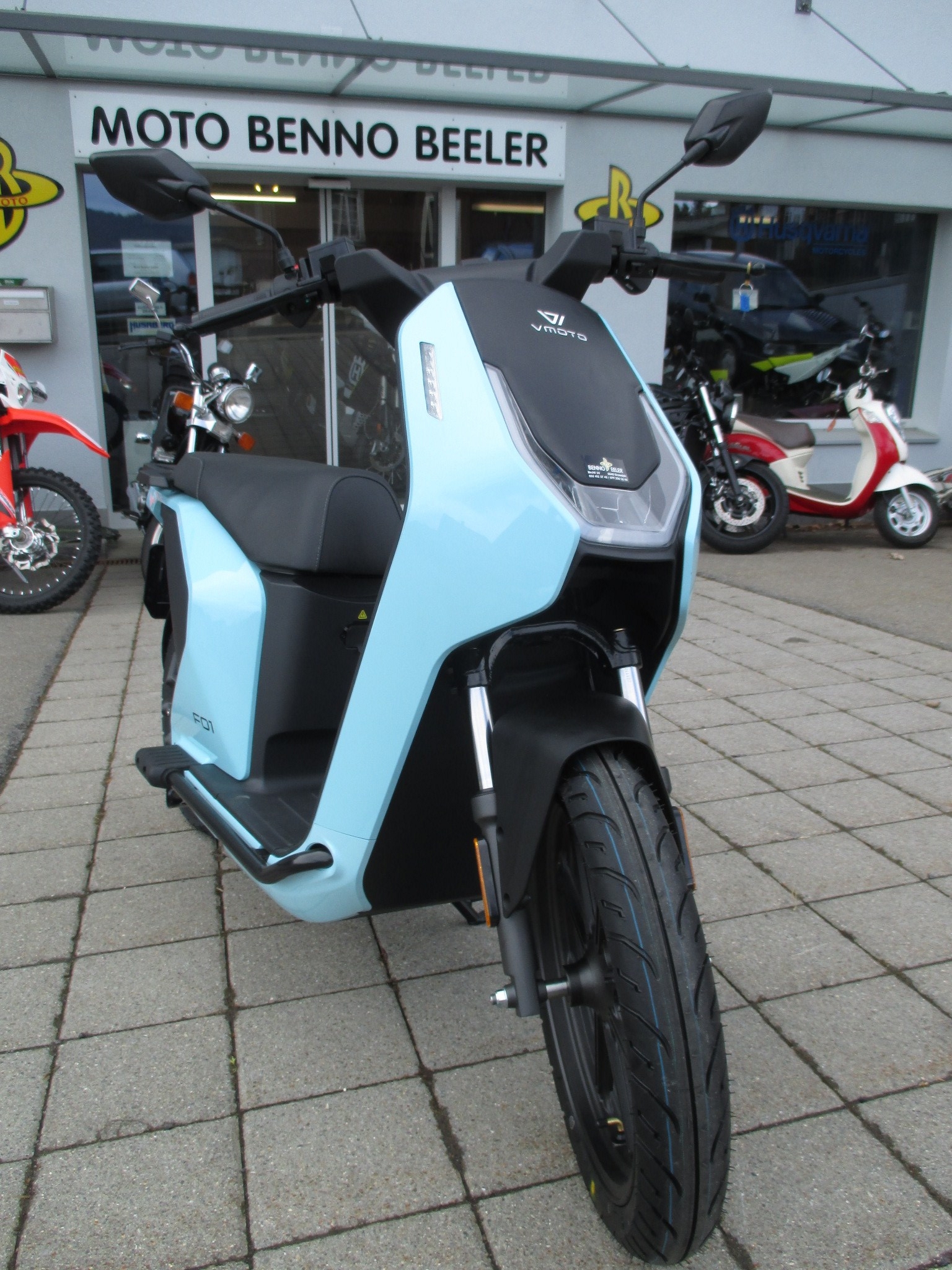 VMOTO F01 Elektro-image-2