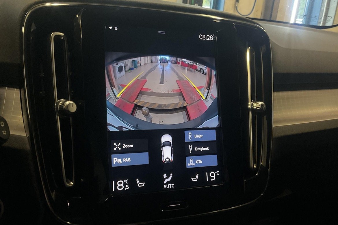 VOLVO Volvo XC40 Recharge Plug-in Hybrid T4 Inscription-image-5