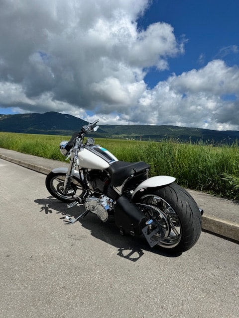 HARLEY-DAVIDSON FXCWC Rocker C-image-1