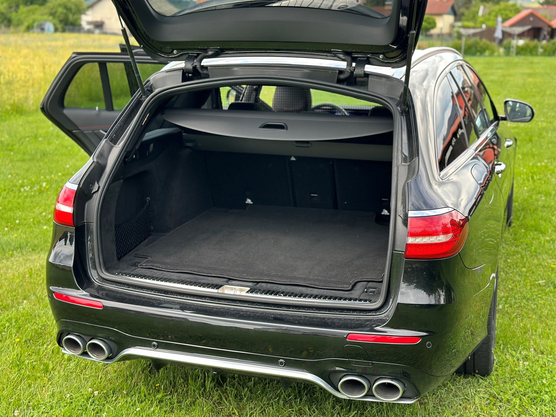 MERCEDES-BENZ E 53 AMG 4Matic 9G-Tronic-image-5