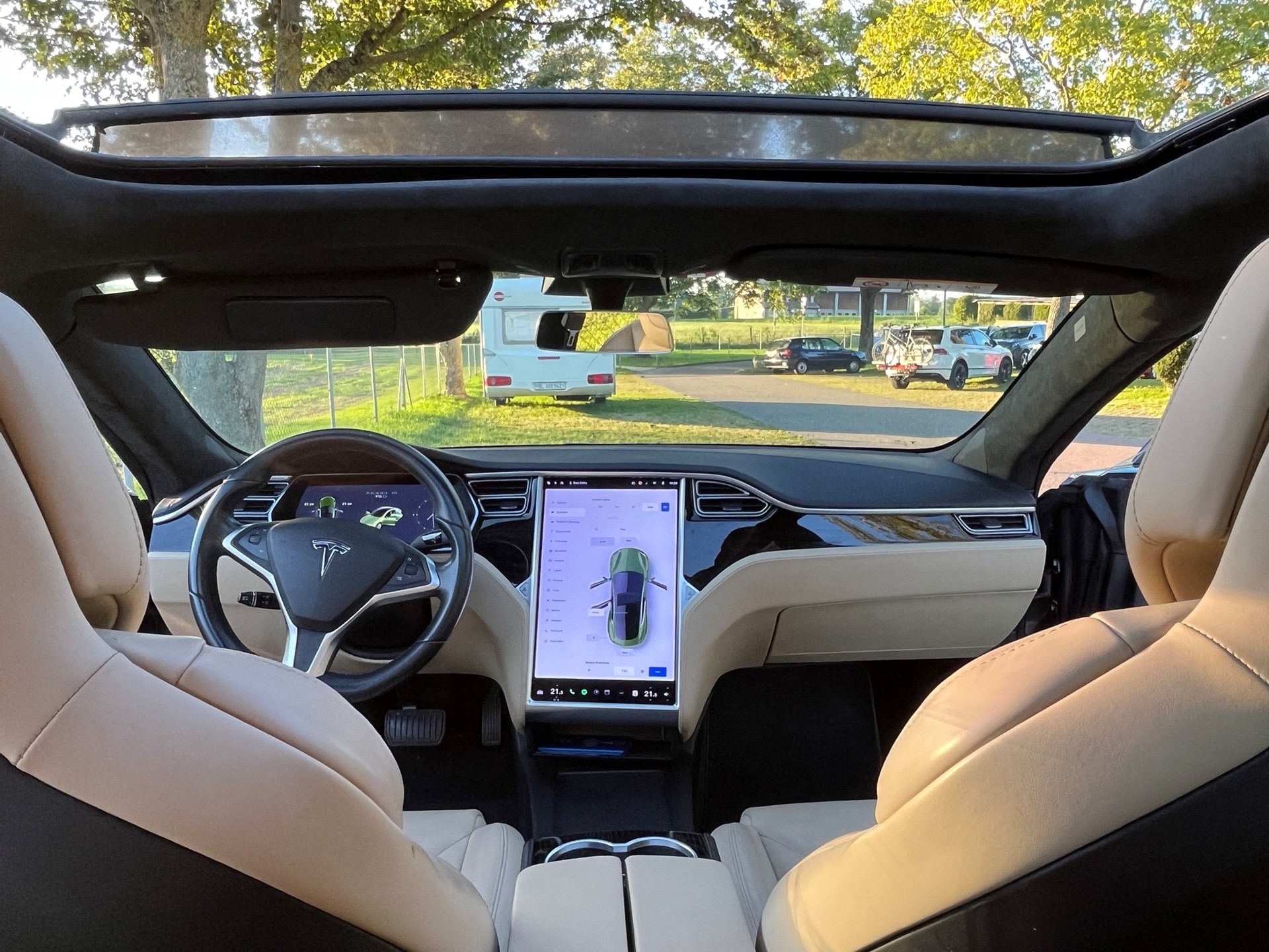 TESLA Model S 75 D-image-0