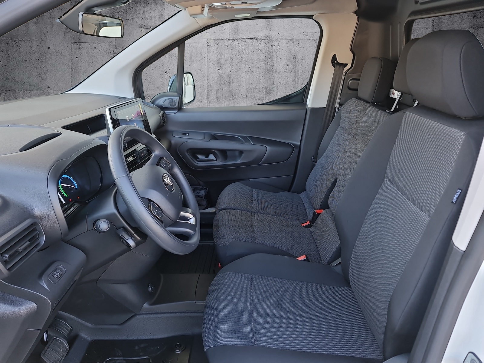 TOYOTA Proace City Van EV 50 kWh Active Long-image-2