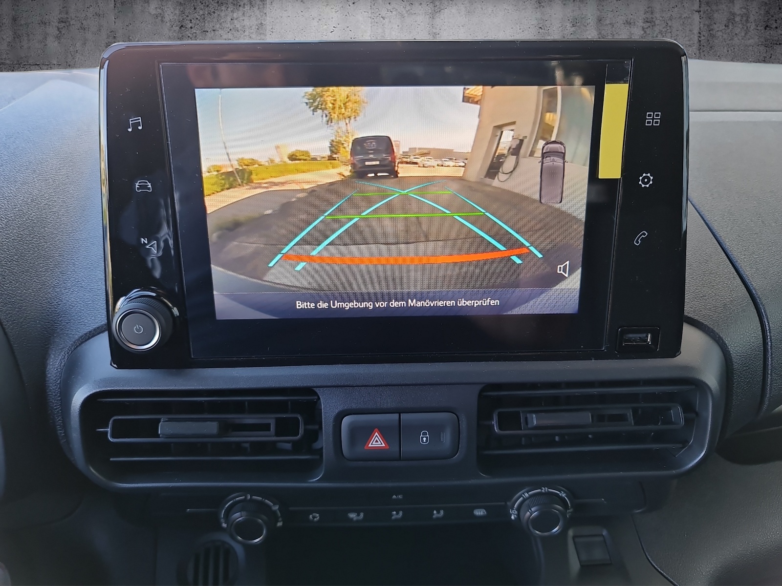 TOYOTA Proace City Van EV 50 kWh Active Long-image-7