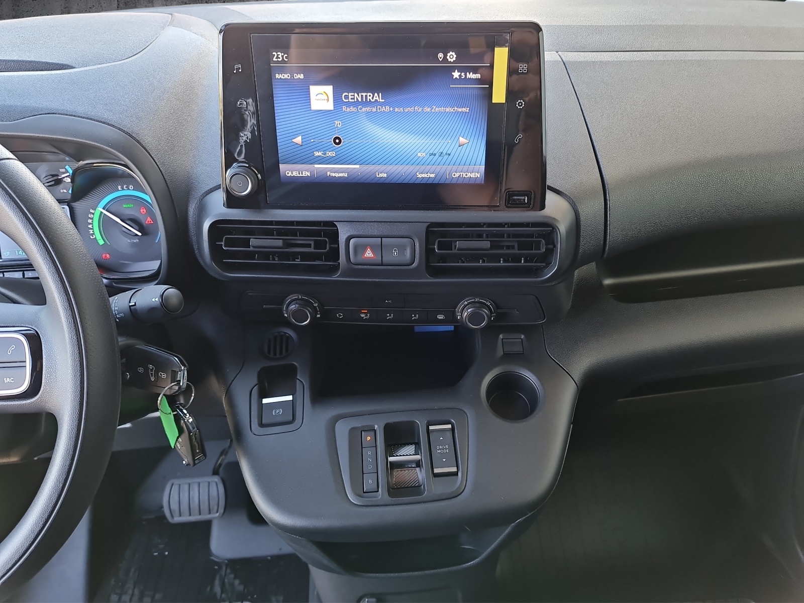 TOYOTA Proace City Van EV 50 kWh Active Long-image-6