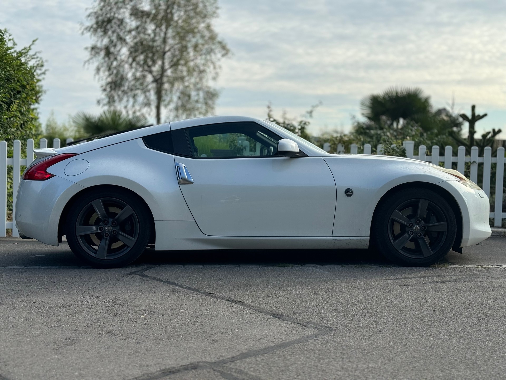 NISSAN 370 Z Pack-image-1