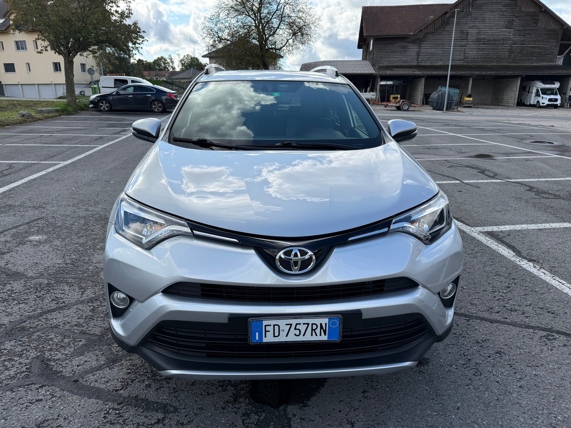 TOYOTA RAV-4 2.2D-CAT Sol Premium AT-image-0