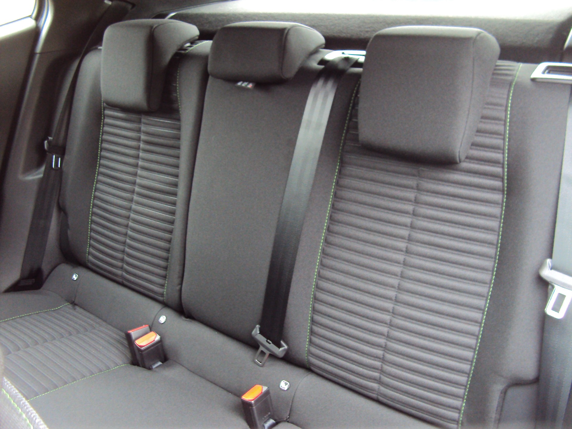 PEUGEOT 2008 1.2 PureTech Active-image-15