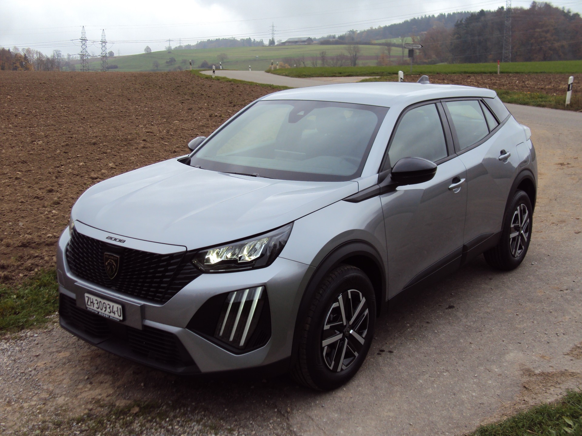 PEUGEOT 2008 1.2 PureTech Active-image-0