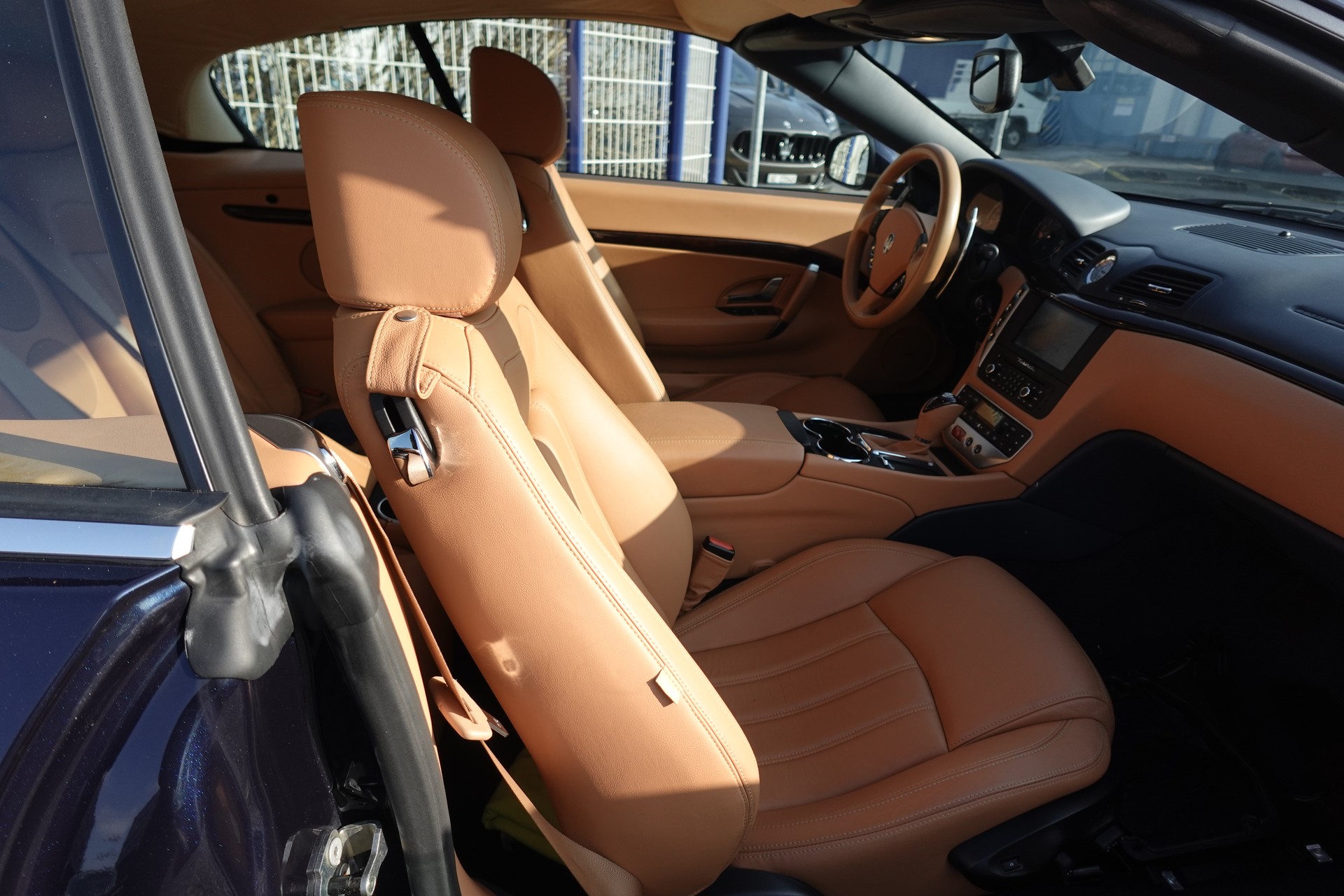 MASERATI GranCabrio Automatica-image-9