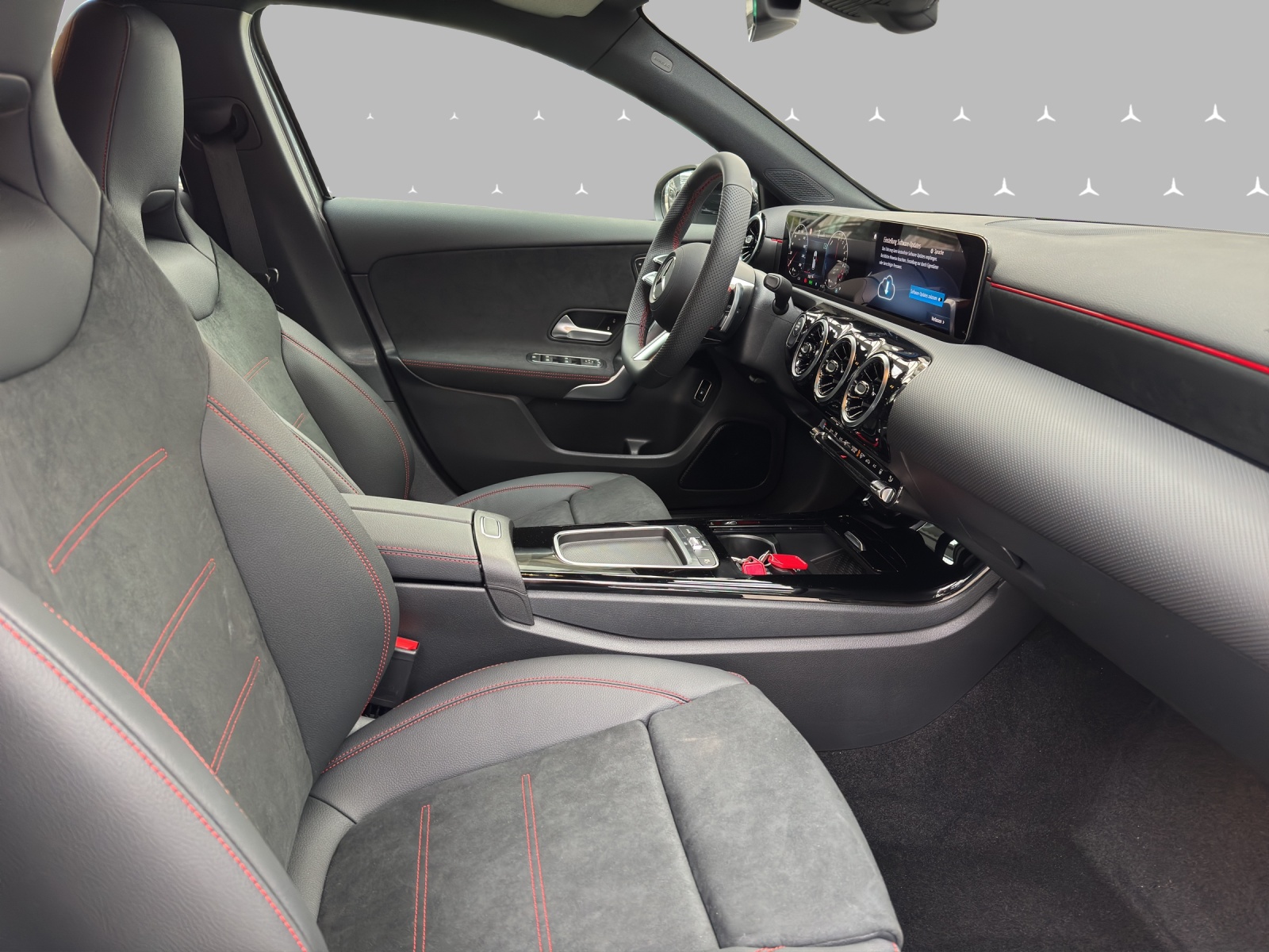 MERCEDES-BENZ A 250 e EQ Star 8G-DCT-image-10