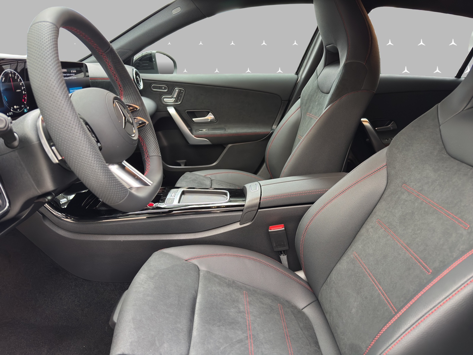 MERCEDES-BENZ A 250 e EQ Star 8G-DCT-image-8