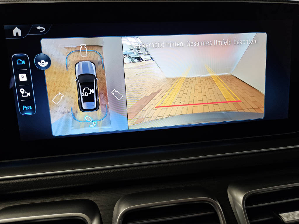 MERCEDES-BENZ GLE 300 d 4Matic AMG Line-image-10