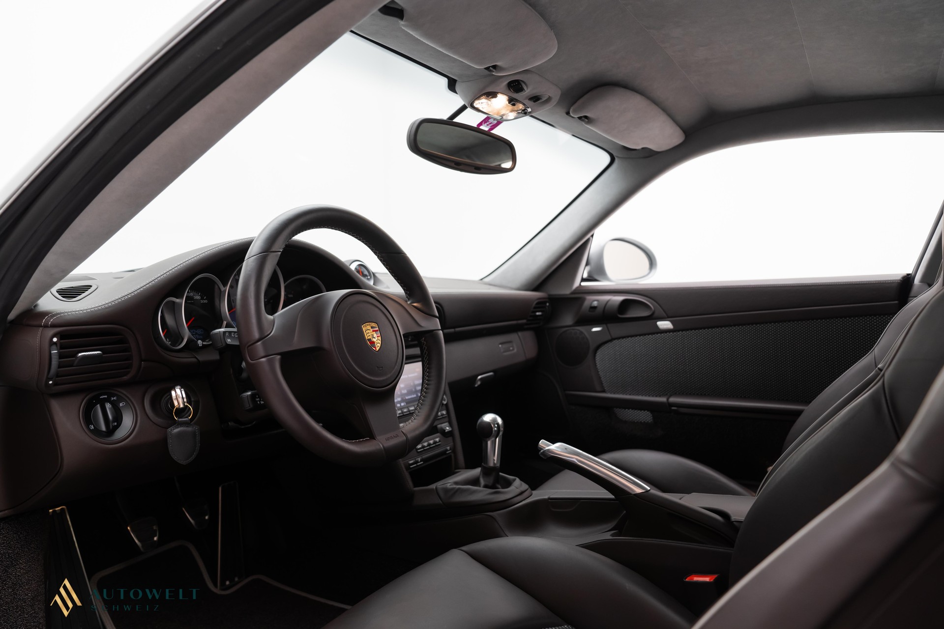 PORSCHE 911 Sport Classic-image-4