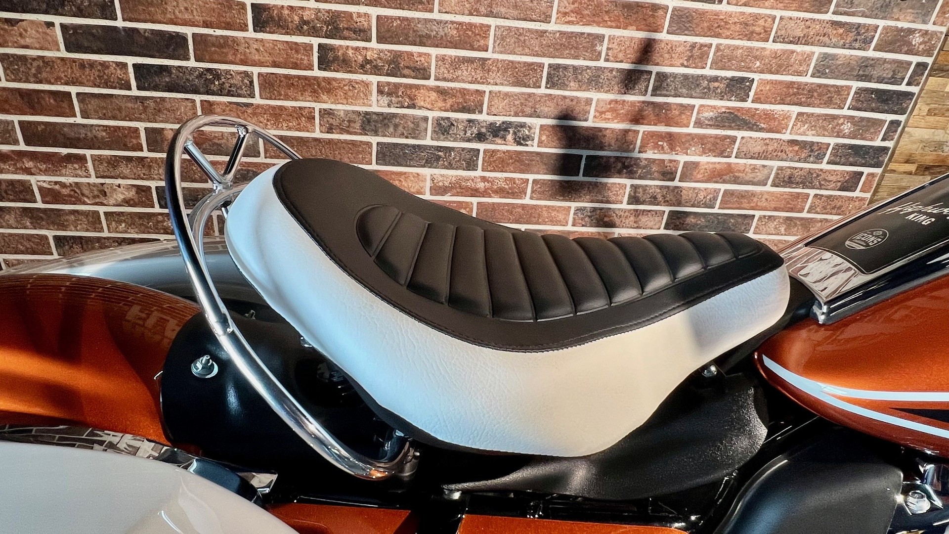HARLEY-DAVIDSON FLHFB Electra Glide Highway King 114-image-6