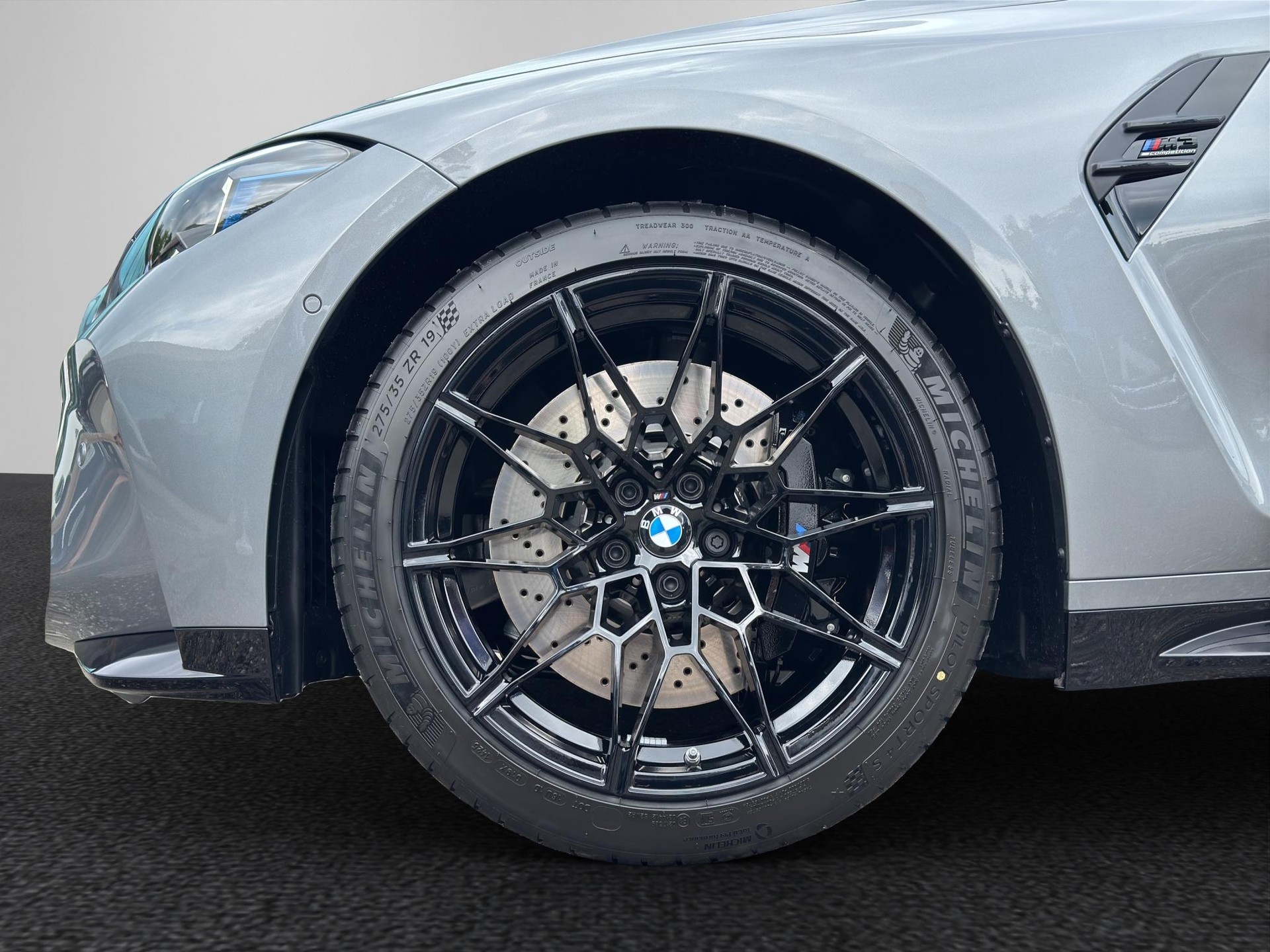 BMW M3 Competition xDrive Touring-image-9
